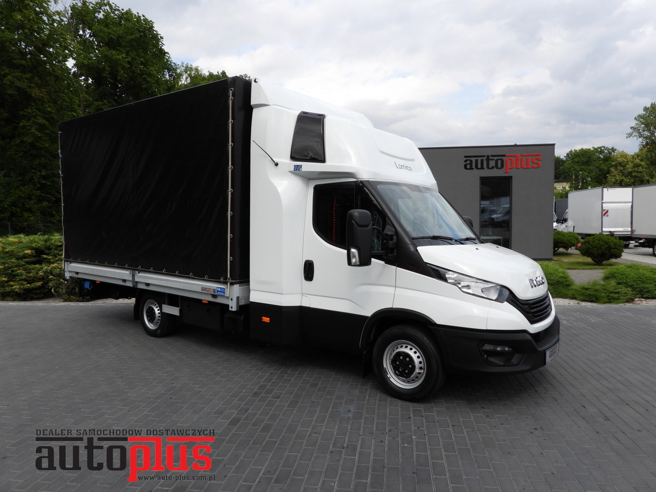 IVECO DAILY 35S18 TARPAULIN LIFT 10 PALLETS WEBASTO CRUISE CONTROL PNEUMATICS AIR CONDITIONING 180HP - Utilitaire rideaux coulissants (PLSC): photos 1 IVECO DAILY 35S18 TARPAULIN LIFT 10 PALLETS WEBASTO CRUISE CONTROL PNEUMATICS AIR CONDITIONING 180HP - Utilitaire rideaux coulissants (PLSC): photos 1