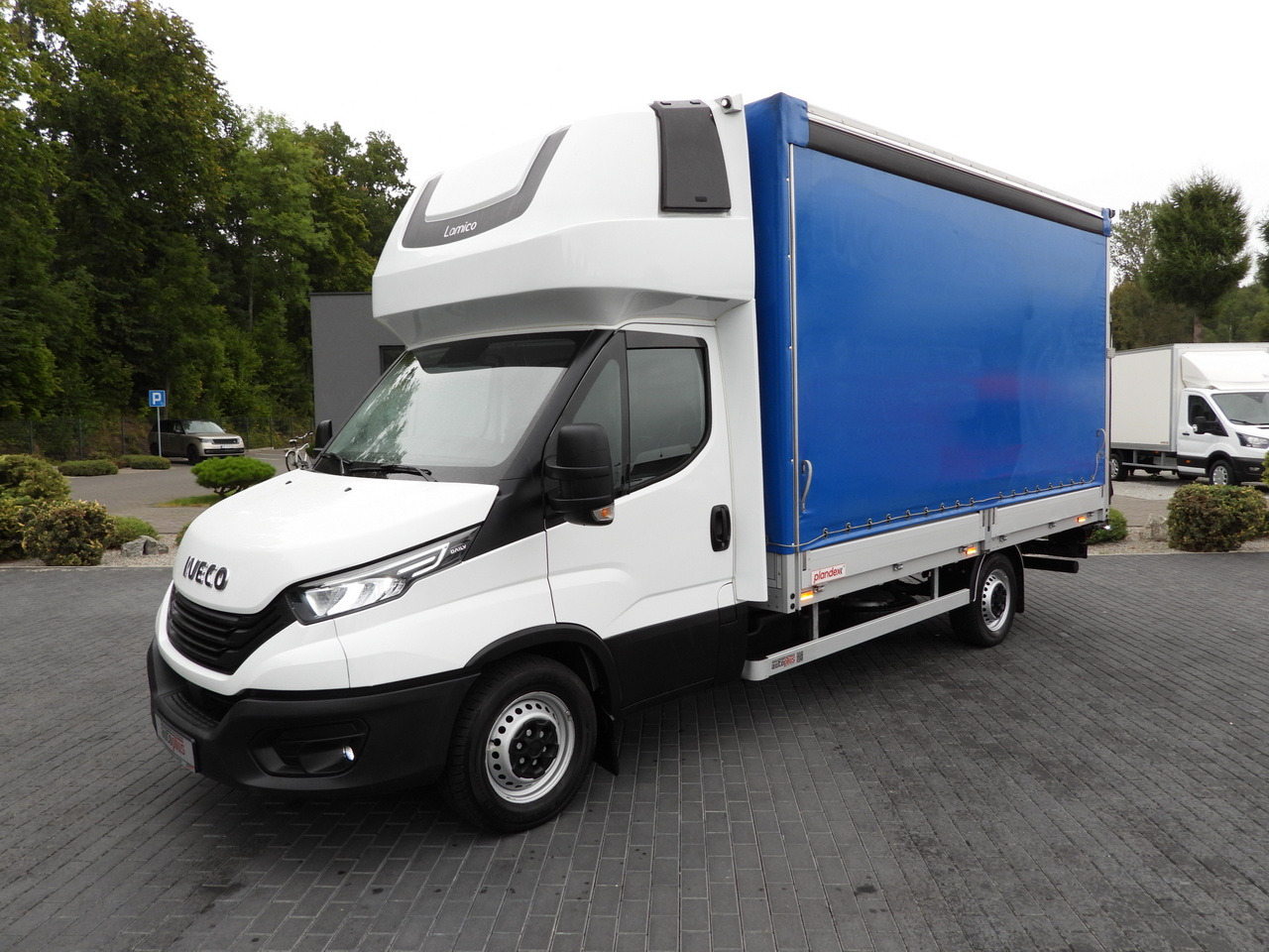 Utilitaire rideaux coulissants (PLSC) IVECO DAILY 35S18 TARPAULIN LIFT 8 PALLETS WEBASTO CRUISE CONTROL LED LIGHTS AIR CONDITIONING  180HP: photos 19
