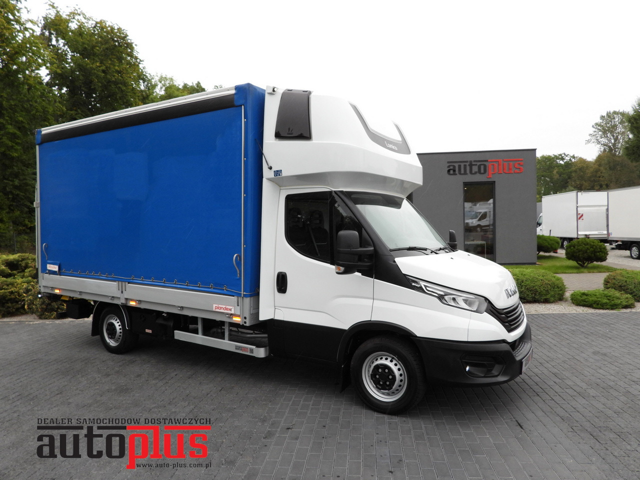 IVECO DAILY 35S18 TARPAULIN LIFT 8 PALLETS WEBASTO CRUISE CONTROL LED LIGHTS AIR CONDITIONING 180HP - Utilitaire rideaux coulissants (PLSC): photos 1 IVECO DAILY 35S18 TARPAULIN LIFT 8 PALLETS WEBASTO CRUISE CONTROL LED LIGHTS AIR CONDITIONING 180HP - Utilitaire rideaux coulissants (PLSC): photos 1