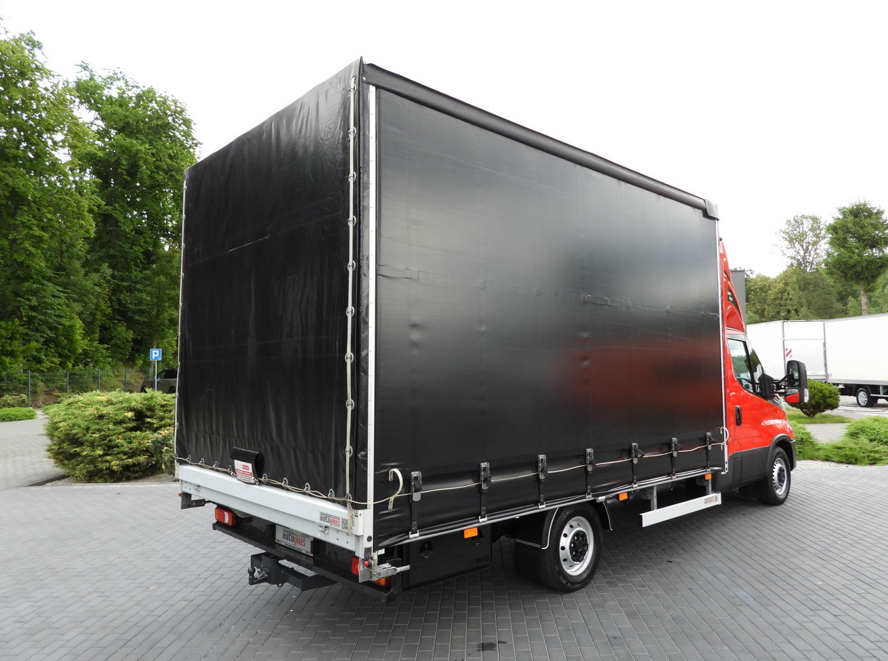IVECO DAILY 35S21 TARPAULIN 10 PALLETS WEBASTO CRUISE CONTROL NAVIGATION LED LIGHTS PNEUMATICS AUTOMATIC TRANSMISSION HI-MATIC AIR CONDITIONING 210HP - Utilitaire rideaux coulissants (PLSC): photos 3 IVECO DAILY 35S21 TARPAULIN 10 PALLETS WEBASTO CRUISE CONTROL NAVIGATION LED LIGHTS PNEUMATICS AUTOMATIC TRANSMISSION HI-MATIC AIR CONDITIONING 210HP - Utilitaire rideaux coulissants (PLSC): photos 3