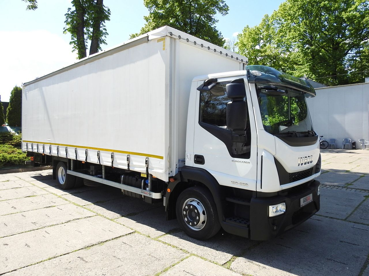 IVECO EUROCARGO 120 - 220 TARPAULIN LIFT 20 PALLETS LED LIGHTS AUTOMATIC TRANSMISSION HI-MATIC TWIN WHEELS AIR CONDITIONING 220HP - Utilitaire rideaux coulissants (PLSC): photos 4 IVECO EUROCARGO 120 - 220 TARPAULIN LIFT 20 PALLETS LED LIGHTS AUTOMATIC TRANSMISSION HI-MATIC TWIN WHEELS AIR CONDITIONING 220HP - Utilitaire rideaux coulissants (PLSC): photos 4