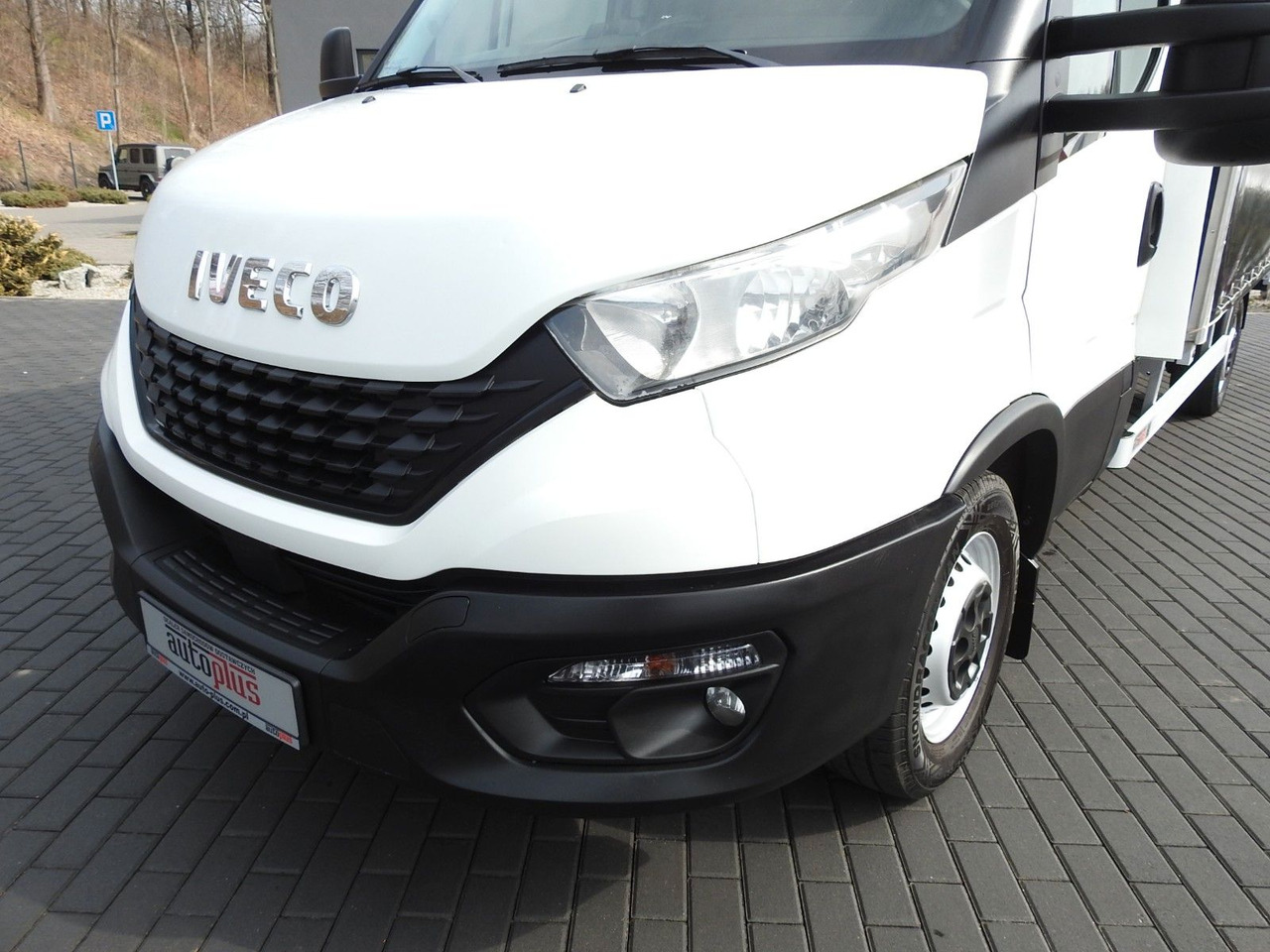Utilitaire rideaux coulissants (PLSC) Iveco DAILY  35S18 PRITSCHE PLANE 10 PALETTEN WEBASTO: photos 16