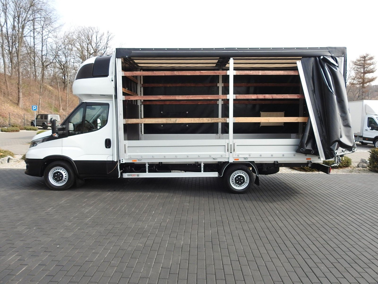 Utilitaire rideaux coulissants (PLSC) Iveco DAILY  35S18 PRITSCHE PLANE 10 PALETTEN WEBASTO: photos 8