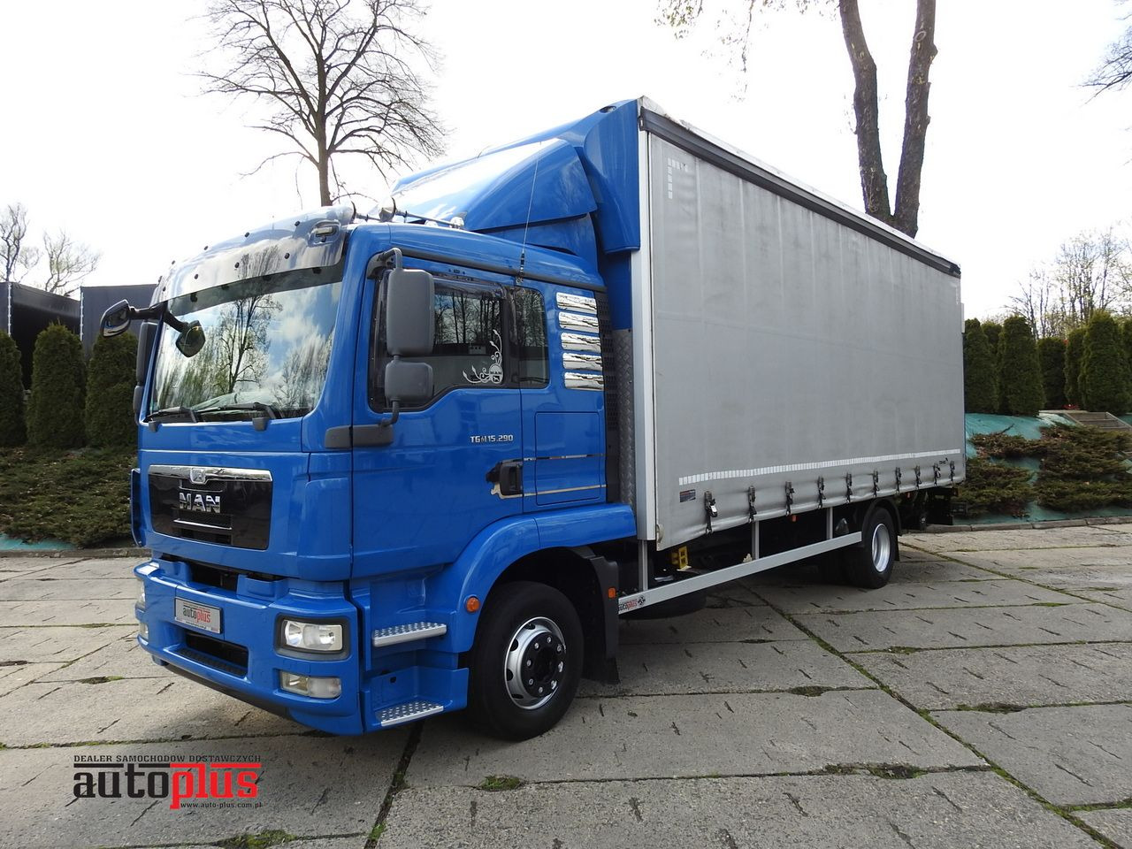 MAN TGM 15.290 TARPAULIN LIFT 18 PALLETS CRUISE CONTROL TWIN WHEELS AIR CONDITIONING  290HP - Utilitaire rideaux coulissants (PLSC): photos 1 MAN TGM 15.290 TARPAULIN LIFT 18 PALLETS CRUISE CONTROL TWIN WHEELS AIR CONDITIONING  290HP - Utilitaire rideaux coulissants (PLSC): photos 1