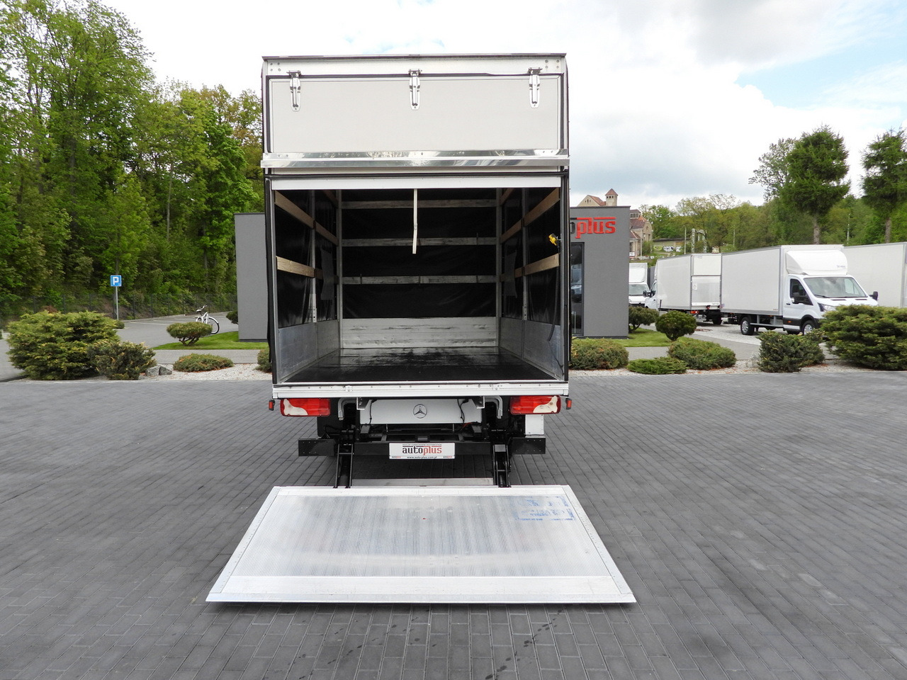 MERCEDES SPRINTER 316 TARPAULIN LIFT 8 PALLETS WEBASTO CRUISE CONTROL AIR CONDITIONING 160HP en leasing occasion MERCEDES SPRINTER 316 TARPAULIN LIFT 8 PALLETS WEBASTO CRUISE CONTROL AIR CONDITIONING 160HP: photos 11 MERCEDES SPRINTER 316 TARPAULIN LIFT 8 PALLETS WEBASTO CRUISE CONTROL AIR CONDITIONING 160HP en leasing occasion MERCEDES SPRINTER 316 TARPAULIN LIFT 8 PALLETS WEBASTO CRUISE CONTROL AIR CONDITIONING 160HP: photos 11