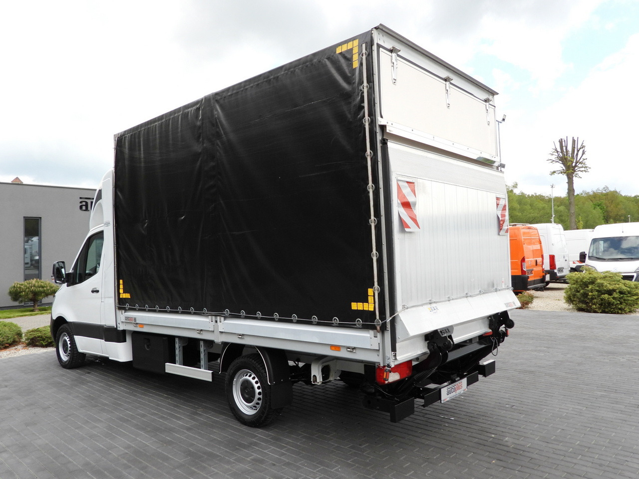 MERCEDES SPRINTER 316 TARPAULIN LIFT 8 PALLETS WEBASTO CRUISE CONTROL AIR CONDITIONING 160HP en leasing occasion MERCEDES SPRINTER 316 TARPAULIN LIFT 8 PALLETS WEBASTO CRUISE CONTROL AIR CONDITIONING 160HP: photos 9 MERCEDES SPRINTER 316 TARPAULIN LIFT 8 PALLETS WEBASTO CRUISE CONTROL AIR CONDITIONING 160HP en leasing occasion MERCEDES SPRINTER 316 TARPAULIN LIFT 8 PALLETS WEBASTO CRUISE CONTROL AIR CONDITIONING 160HP: photos 9