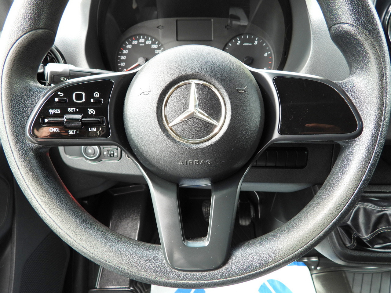 MERCEDES SPRINTER 316 TARPAULIN LIFT 8 PALLETS WEBASTO CRUISE CONTROL AIR CONDITIONING 160HP en leasing occasion MERCEDES SPRINTER 316 TARPAULIN LIFT 8 PALLETS WEBASTO CRUISE CONTROL AIR CONDITIONING 160HP: photos 30 MERCEDES SPRINTER 316 TARPAULIN LIFT 8 PALLETS WEBASTO CRUISE CONTROL AIR CONDITIONING 160HP en leasing occasion MERCEDES SPRINTER 316 TARPAULIN LIFT 8 PALLETS WEBASTO CRUISE CONTROL AIR CONDITIONING 160HP: photos 30