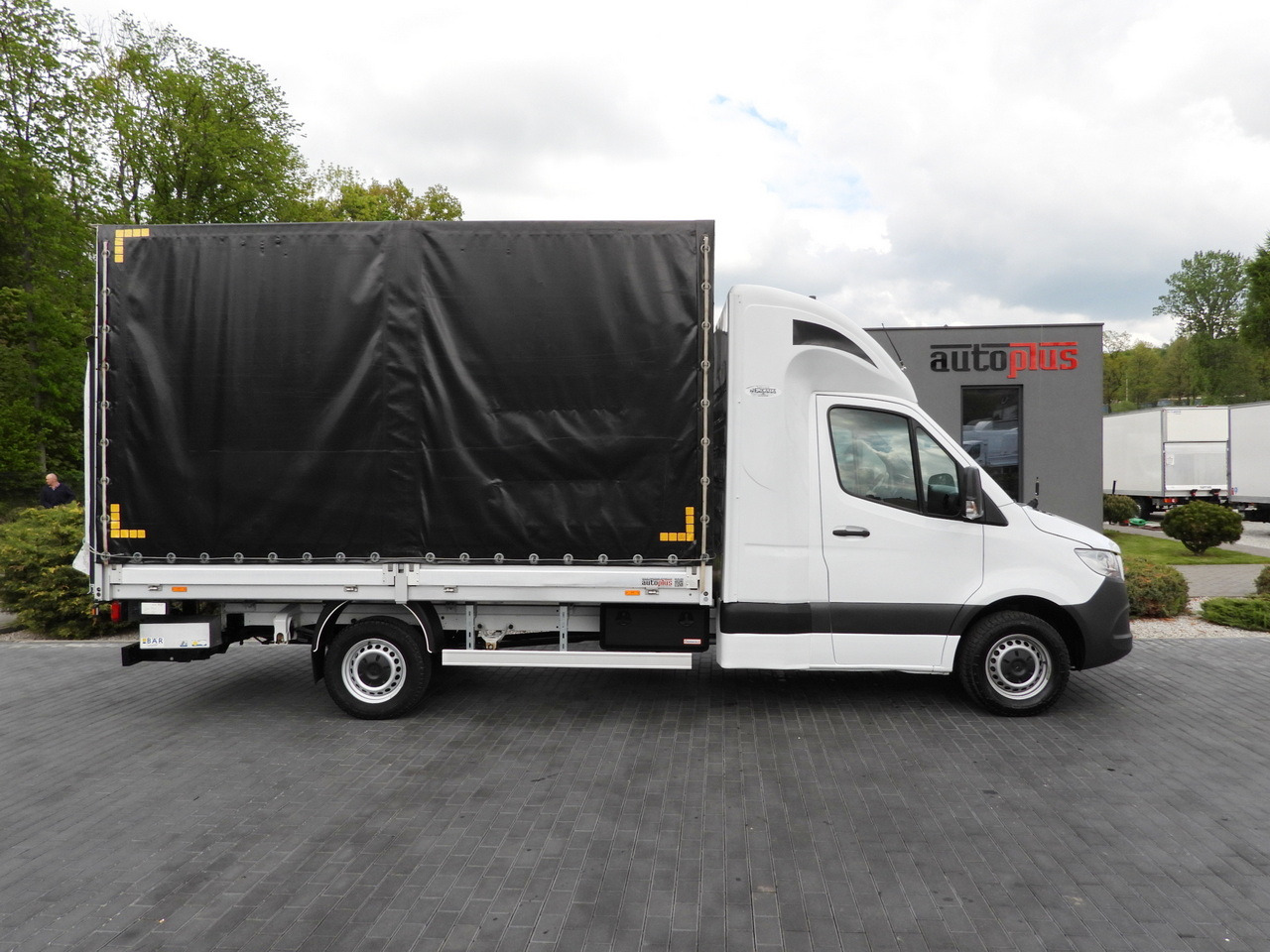 MERCEDES SPRINTER 316 TARPAULIN LIFT 8 PALLETS WEBASTO CRUISE CONTROL AIR CONDITIONING 160HP en leasing occasion MERCEDES SPRINTER 316 TARPAULIN LIFT 8 PALLETS WEBASTO CRUISE CONTROL AIR CONDITIONING 160HP: photos 7 MERCEDES SPRINTER 316 TARPAULIN LIFT 8 PALLETS WEBASTO CRUISE CONTROL AIR CONDITIONING 160HP en leasing occasion MERCEDES SPRINTER 316 TARPAULIN LIFT 8 PALLETS WEBASTO CRUISE CONTROL AIR CONDITIONING 160HP: photos 7