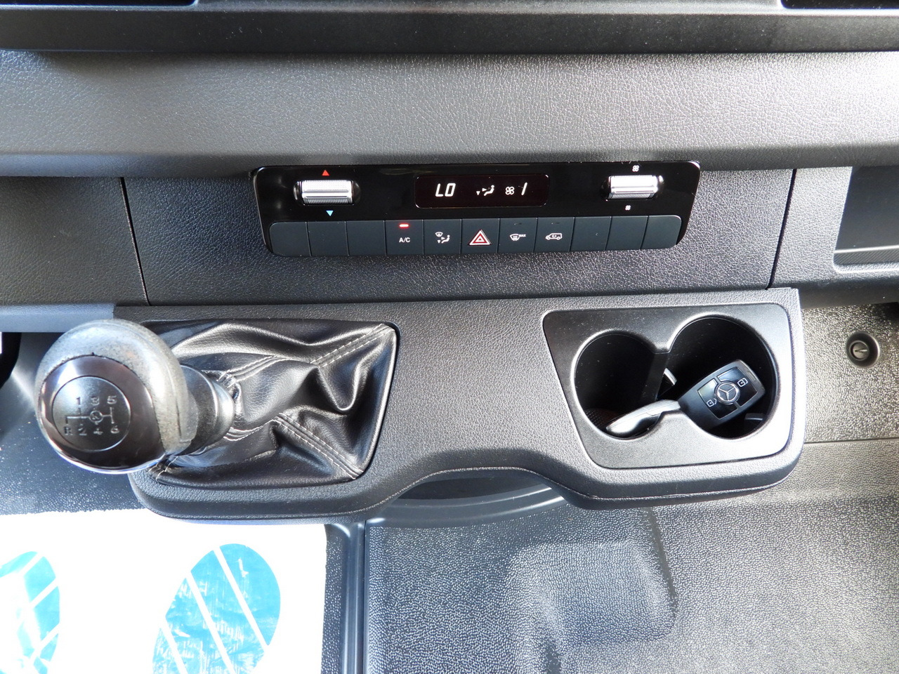 Fourgon utilitaire MERCEDES SPRINTER 316 VAN AIR CONDITIONING  165HP: photos 38