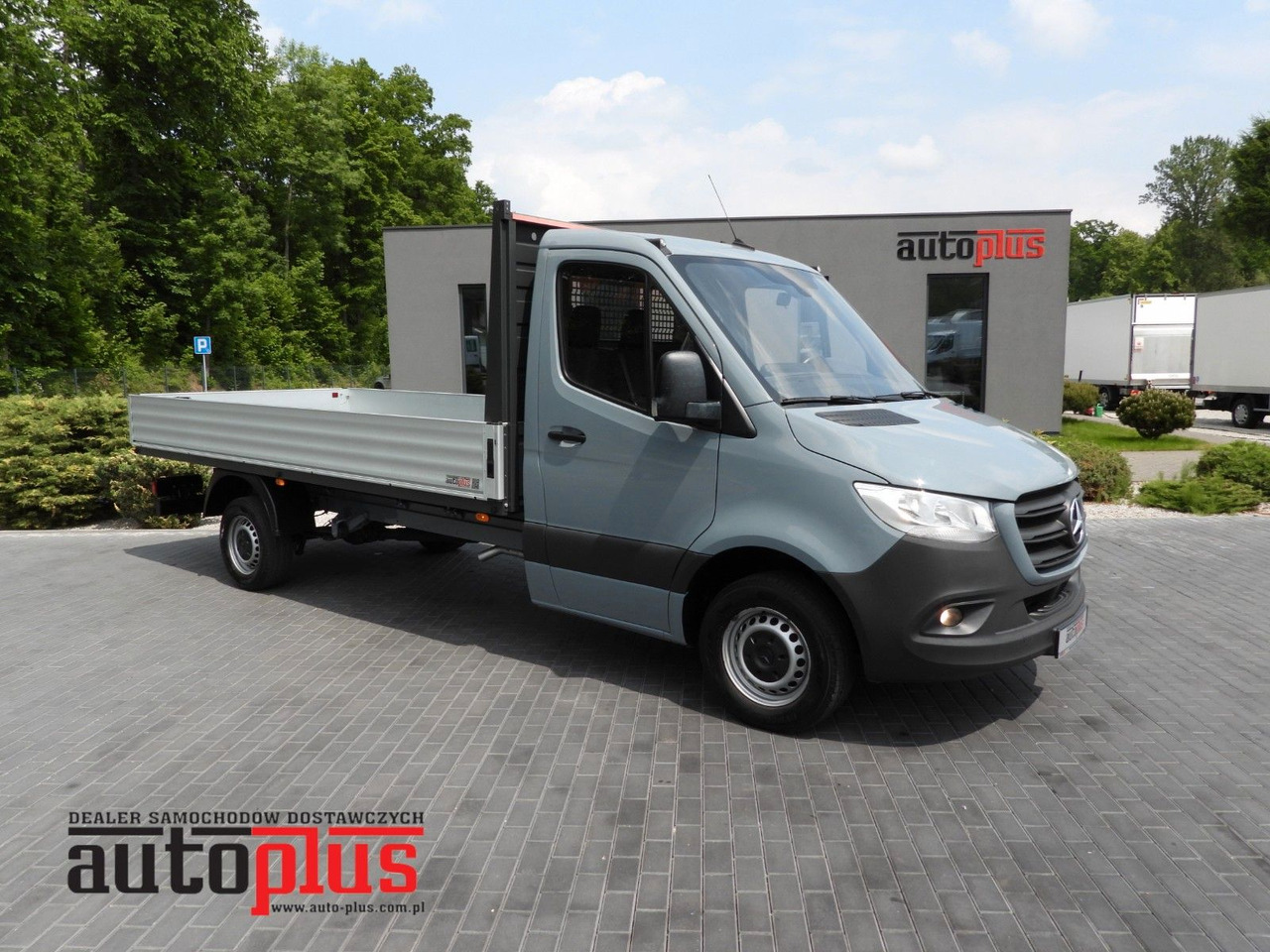 Mercedes-Benz SPRINTER 315 PRITSCHE 8 PALETTEN TEMPOMAT - Utilitaire plateau: photos 1 Mercedes-Benz SPRINTER 315 PRITSCHE 8 PALETTEN TEMPOMAT - Utilitaire plateau: photos 1