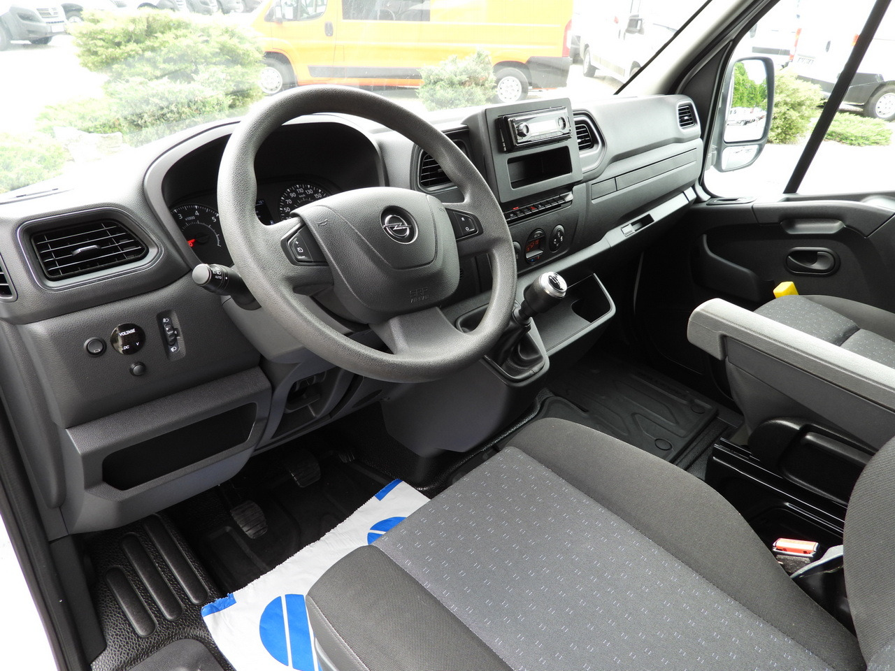 OPEL MOVANO TARPAULIN 10 PALLETS WEBASTO CRUISE CONTROL AIR CONDITIONING LED LIGHTS PNEUMATICS 165HP - Utilitaire rideaux coulissants (PLSC): photos 2 OPEL MOVANO TARPAULIN 10 PALLETS WEBASTO CRUISE CONTROL AIR CONDITIONING LED LIGHTS PNEUMATICS 165HP - Utilitaire rideaux coulissants (PLSC): photos 2