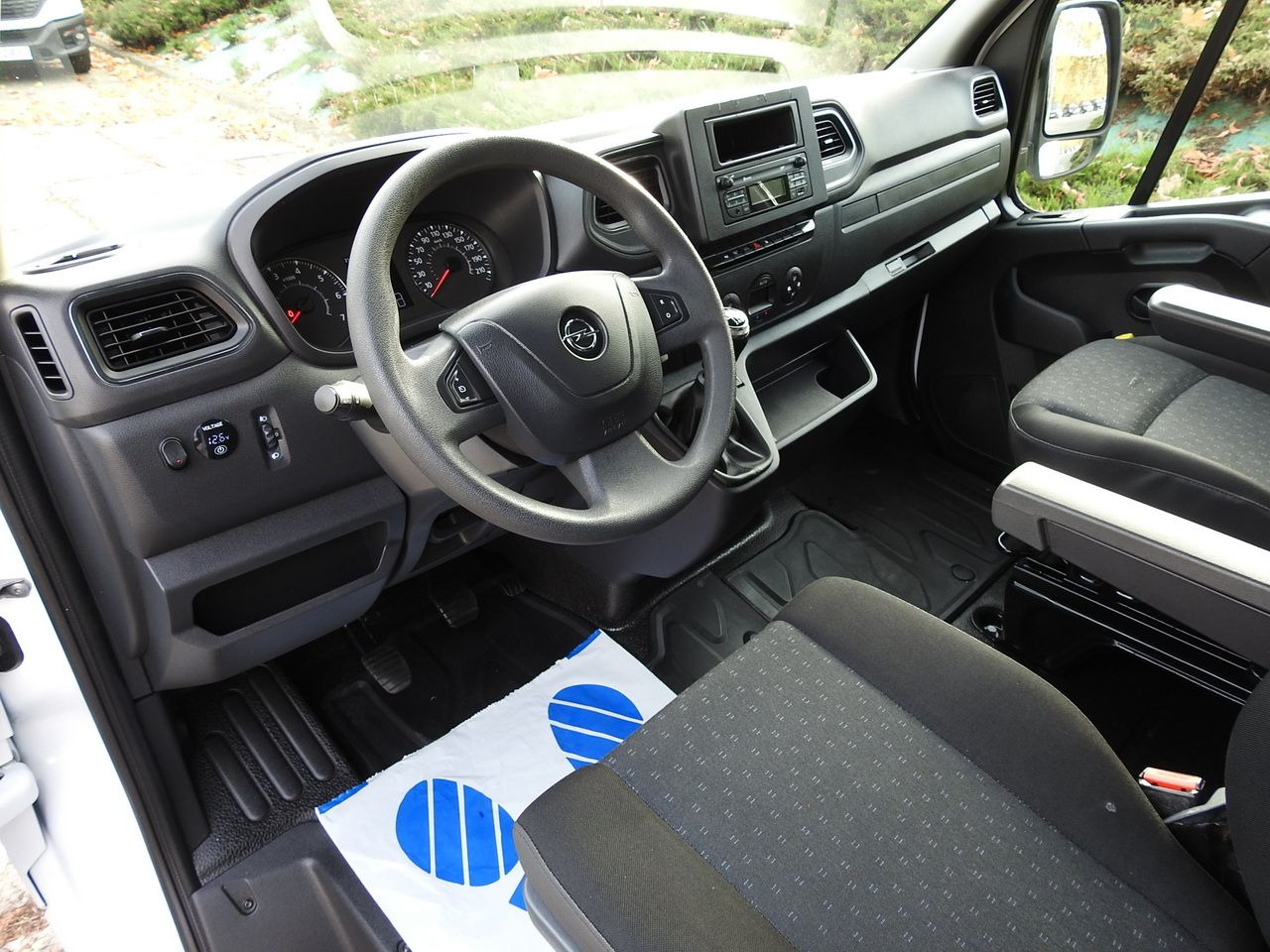 OPEL MOVANO TARPAULIN 10 PALLETS WEBASTO CRUISE CONTROL LED LIGHTS PNEUMATICS AIR CONDITIONING  165HP - Utilitaire rideaux coulissants (PLSC): photos 2 OPEL MOVANO TARPAULIN 10 PALLETS WEBASTO CRUISE CONTROL LED LIGHTS PNEUMATICS AIR CONDITIONING  165HP - Utilitaire rideaux coulissants (PLSC): photos 2