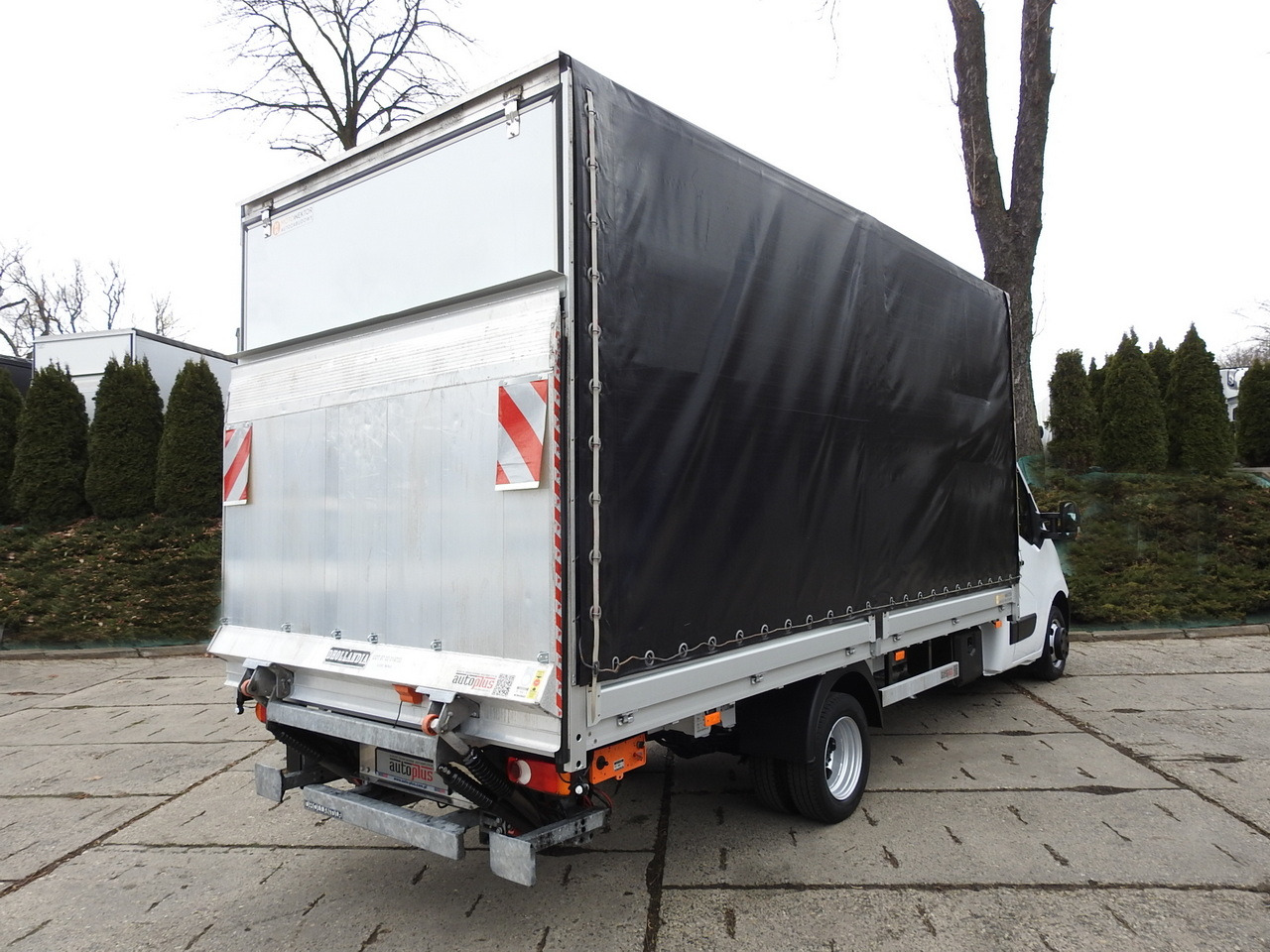 OPEL MOVANO TARPAULIN LIFT 10 PALLETS CRUISE CONTROL AIR CONDITIONING LED LIGHTS PNEUMATICS TWIN WHEELS 165HP - Utilitaire rideaux coulissants (PLSC): photos 3 OPEL MOVANO TARPAULIN LIFT 10 PALLETS CRUISE CONTROL AIR CONDITIONING LED LIGHTS PNEUMATICS TWIN WHEELS 165HP - Utilitaire rideaux coulissants (PLSC): photos 3