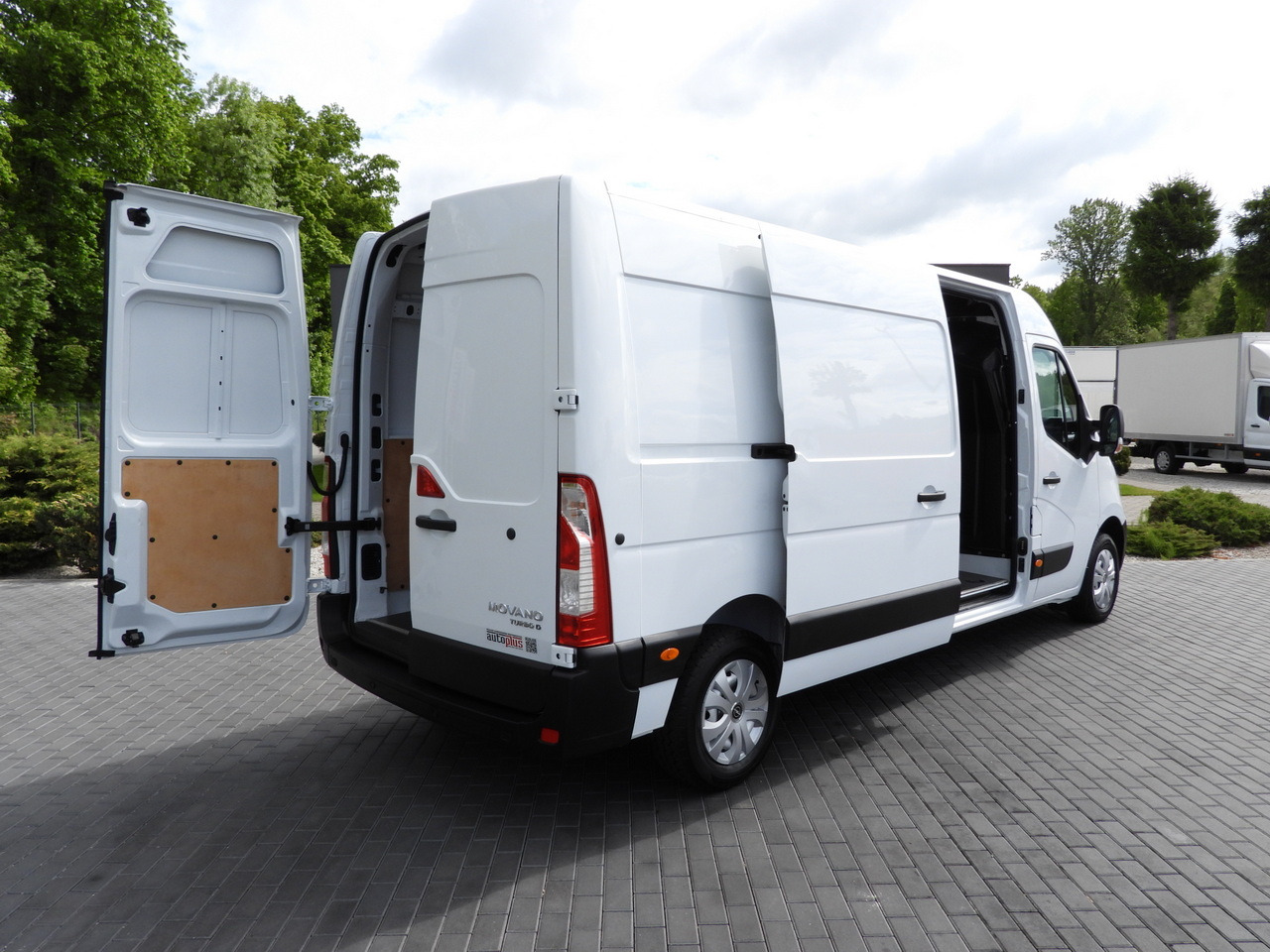 OPEL MOVANO VAN AIR CONDITIONING LED LIGHTS 150HP - Fourgon utilitaire: photos 3 OPEL MOVANO VAN AIR CONDITIONING LED LIGHTS 150HP - Fourgon utilitaire: photos 3
