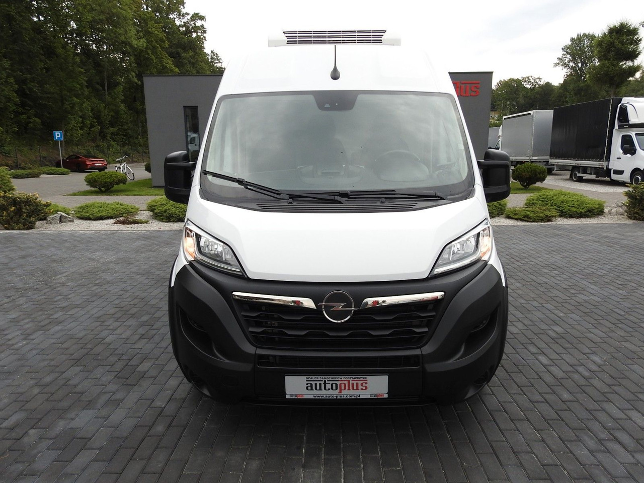 Opel MOVANO KÜHLKASTENWAGEN 0*C HEIZFUNKTION Opel MOVANO KÜHLKASTENWAGEN 0*C HEIZFUNKTION - Utilitaire frigorifique: photos 5 Opel MOVANO KÜHLKASTENWAGEN 0*C HEIZFUNKTION Opel MOVANO KÜHLKASTENWAGEN 0*C HEIZFUNKTION - Utilitaire frigorifique: photos 5