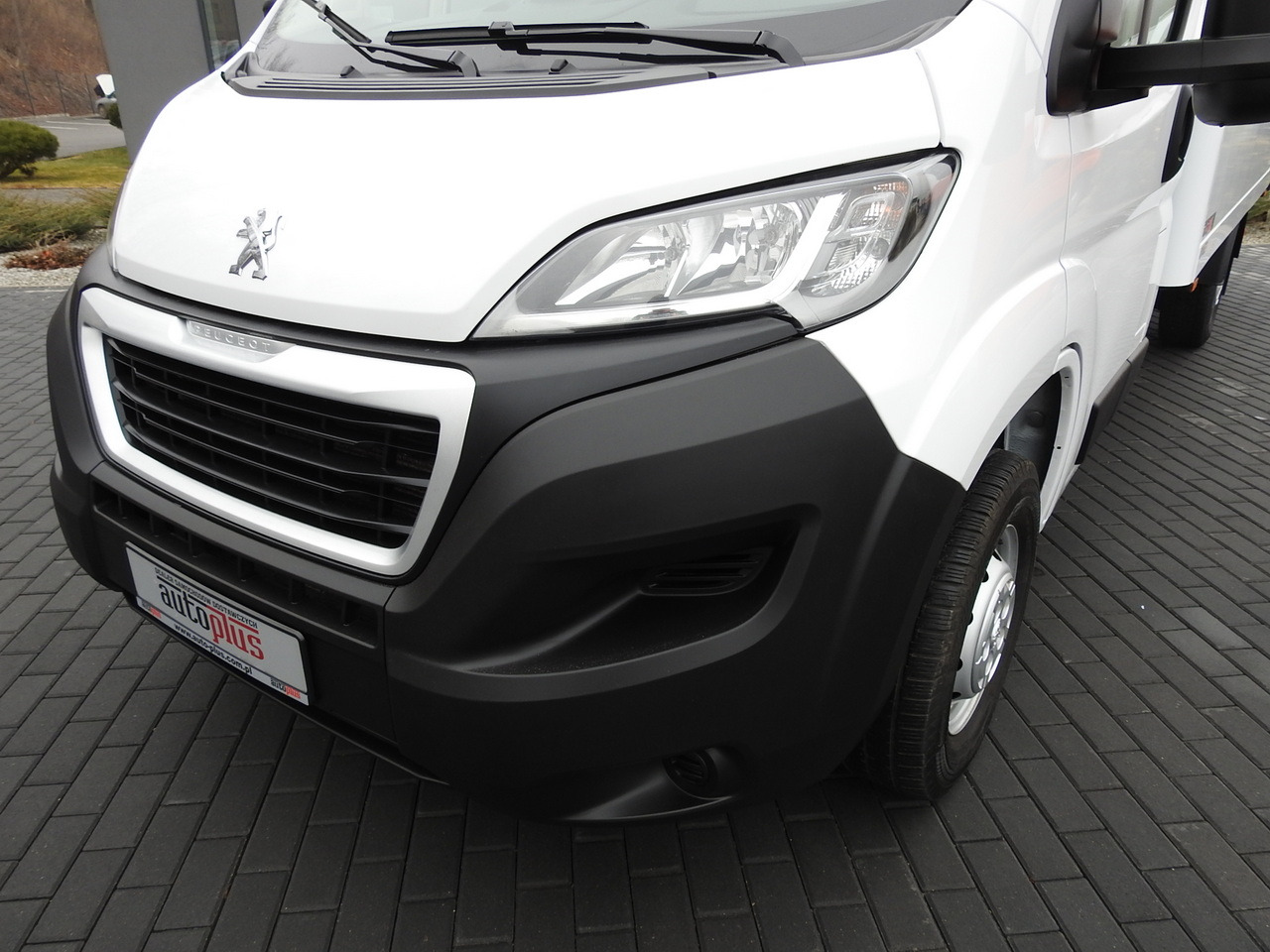 PEUGEOT BOXER BOX LIFT 8 PALLETS CRUISE CONTROL AIR CONDITIONING  140HP en leasing occasion PEUGEOT BOXER BOX LIFT 8 PALLETS CRUISE CONTROL AIR CONDITIONING  140HP: photos 19
