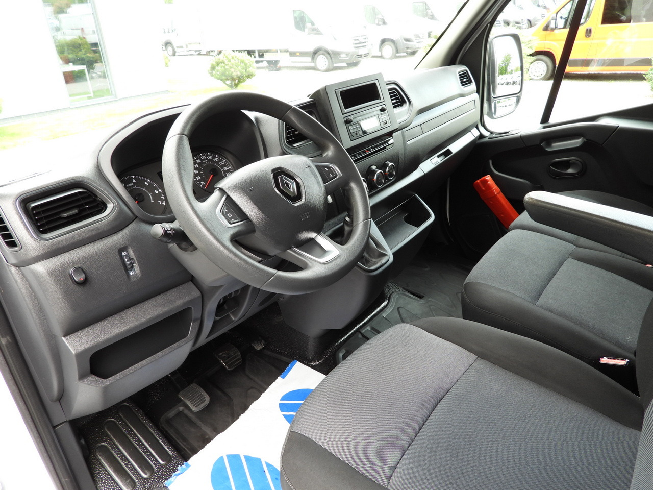 RENAULT MASTER TARPAULIN 10 PALLETS CRUISE CONTROL LED LIGHTS AIR CONDITIONING 165HP - Utilitaire rideaux coulissants (PLSC): photos 2 RENAULT MASTER TARPAULIN 10 PALLETS CRUISE CONTROL LED LIGHTS AIR CONDITIONING 165HP - Utilitaire rideaux coulissants (PLSC): photos 2