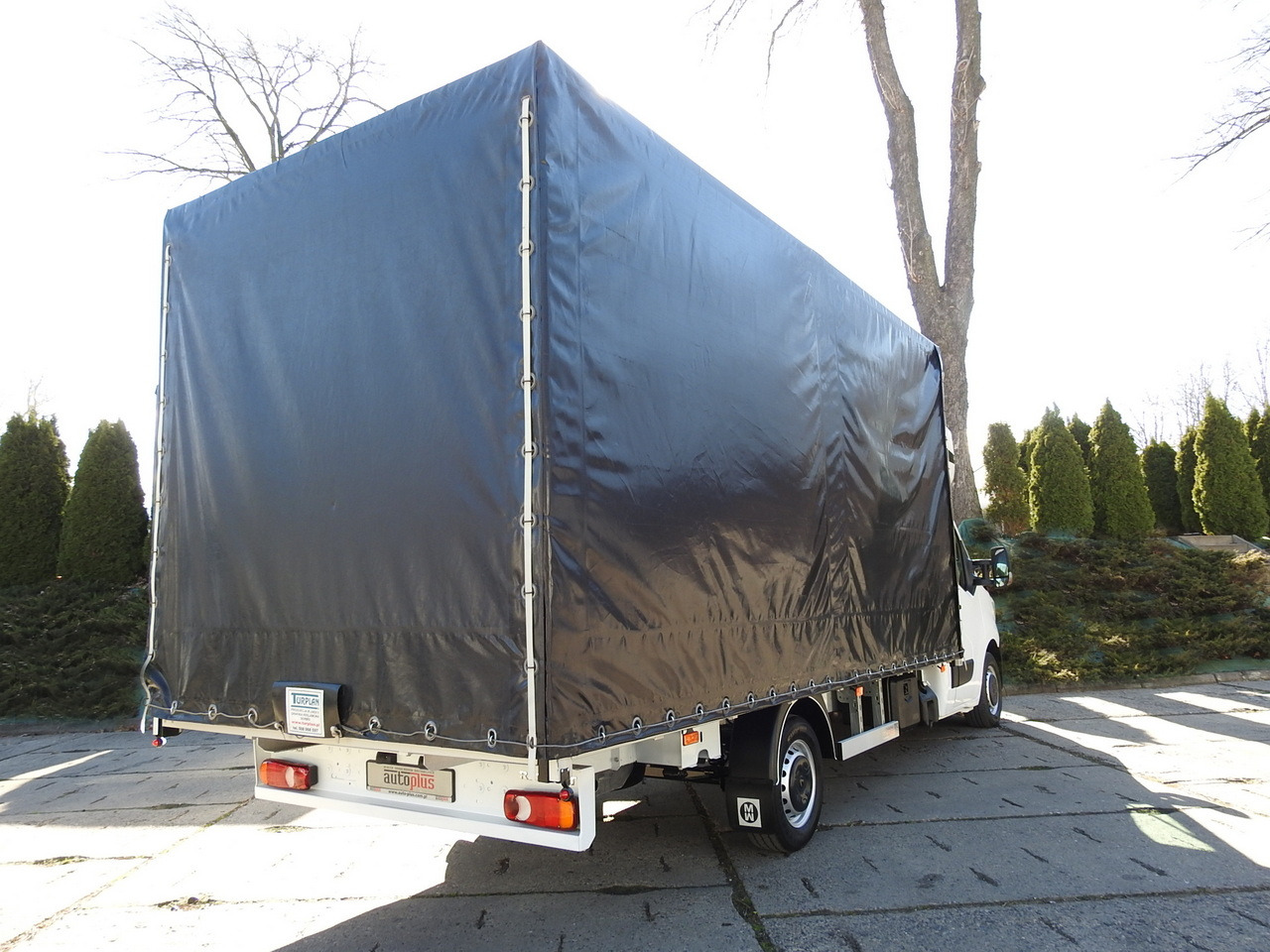 RENAULT MASTER TARPAULIN 10 PALLETS WEBASTO CRUISE CONTROL AIR CONDITIONING LED LIGHTS  165HP - Utilitaire rideaux coulissants (PLSC): photos 3 RENAULT MASTER TARPAULIN 10 PALLETS WEBASTO CRUISE CONTROL AIR CONDITIONING LED LIGHTS  165HP - Utilitaire rideaux coulissants (PLSC): photos 3