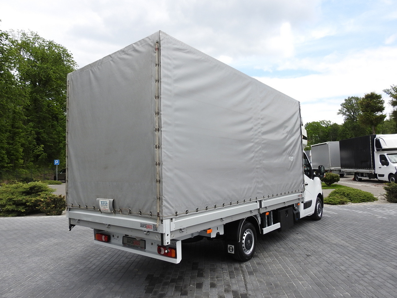 RENAULT MASTER TARPAULIN 10 PALLETS WEBASTO CRUISE CONTROL AIR CONDITIONING LED LIGHTS  165HP - Utilitaire rideaux coulissants (PLSC): photos 3 RENAULT MASTER TARPAULIN 10 PALLETS WEBASTO CRUISE CONTROL AIR CONDITIONING LED LIGHTS  165HP - Utilitaire rideaux coulissants (PLSC): photos 3