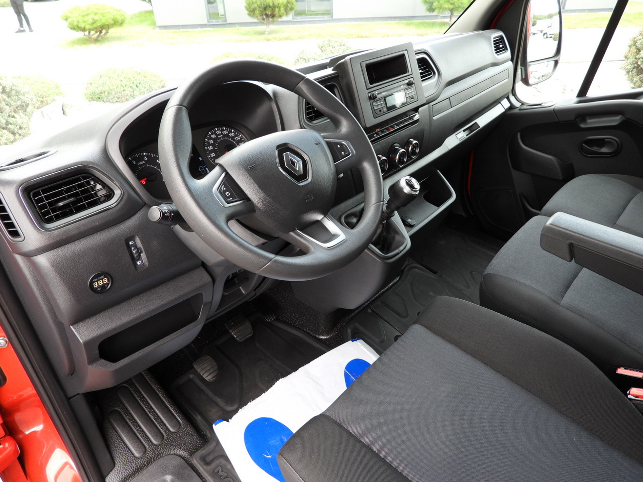 RENAULT MASTER TARPAULIN 10 PALLETS WEBASTO CRUISE CONTROL LED LIGHTS AIR CONDITIONING 165HP - Utilitaire rideaux coulissants (PLSC): photos 2 RENAULT MASTER TARPAULIN 10 PALLETS WEBASTO CRUISE CONTROL LED LIGHTS AIR CONDITIONING 165HP - Utilitaire rideaux coulissants (PLSC): photos 2