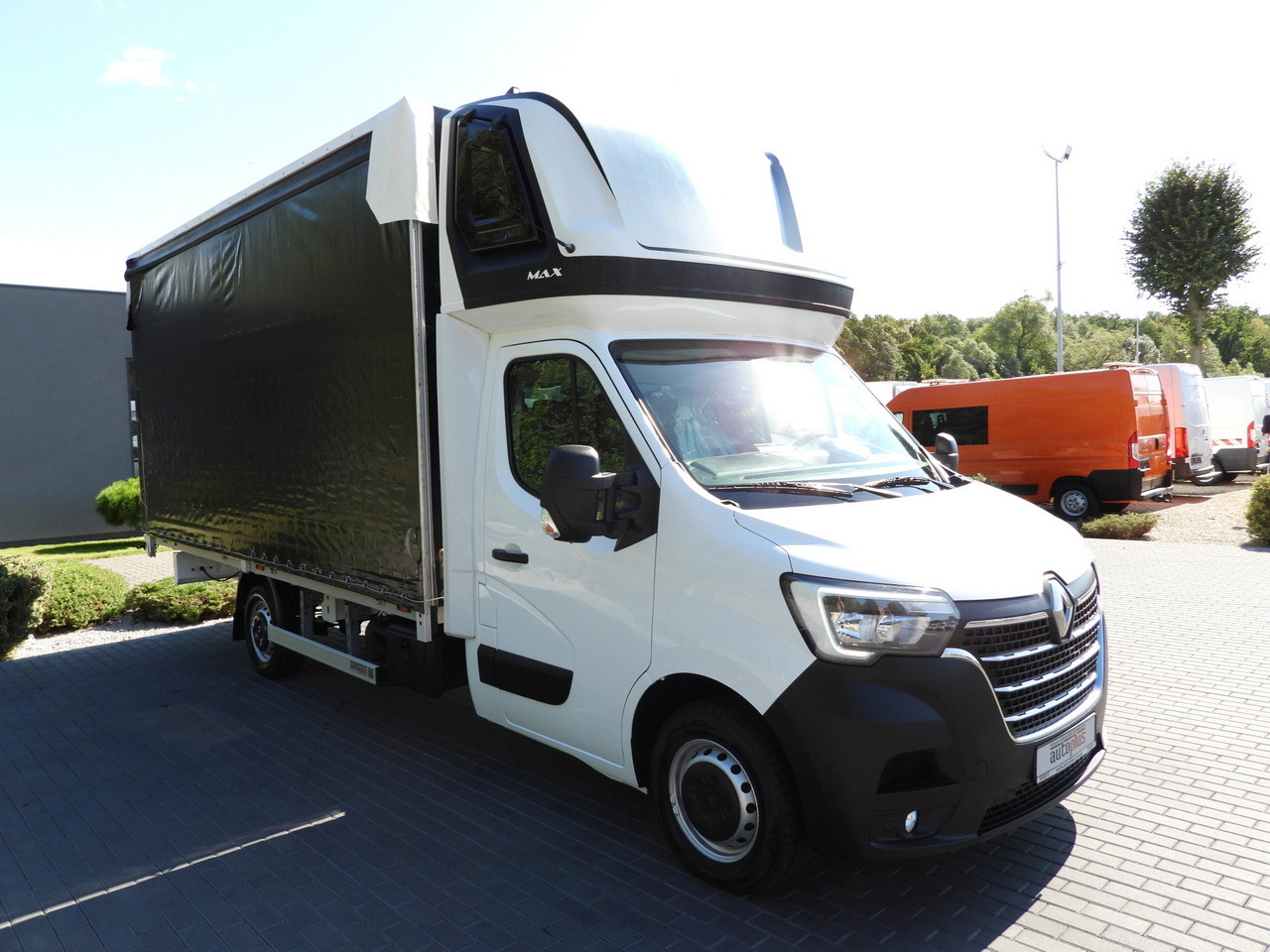 RENAULT MASTER TARPAULIN 10 PALLETS WEBASTO CRUISE CONTROL LED LIGHTS AIR CONDITIONING 165HP - Utilitaire rideaux coulissants (PLSC): photos 4 RENAULT MASTER TARPAULIN 10 PALLETS WEBASTO CRUISE CONTROL LED LIGHTS AIR CONDITIONING 165HP - Utilitaire rideaux coulissants (PLSC): photos 4