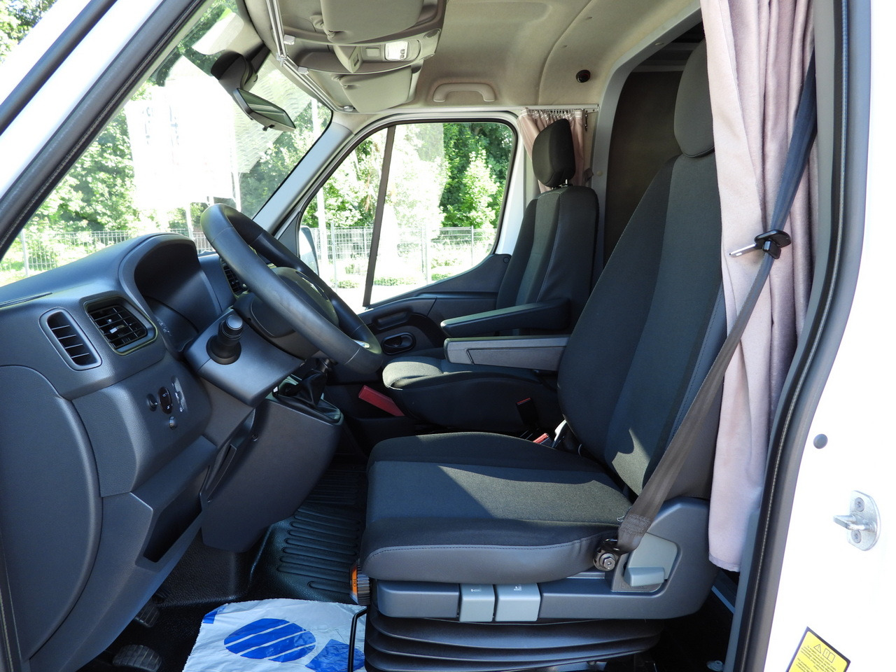 Utilitaire rideaux coulissants (PLSC) RENAULT MASTER  TARPAULIN 10 PALLETS WEBASTO CRUISE CONTROL LED LIGHTS PNEUMATICS AIR CONDITIONING  165HP: photos 27