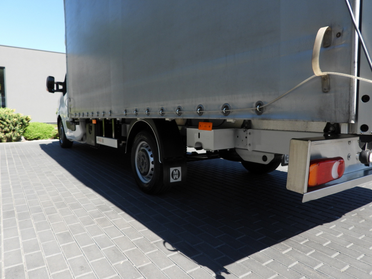 Utilitaire rideaux coulissants (PLSC) RENAULT MASTER  TARPAULIN 10 PALLETS WEBASTO CRUISE CONTROL LED LIGHTS PNEUMATICS AIR CONDITIONING  165HP: photos 16