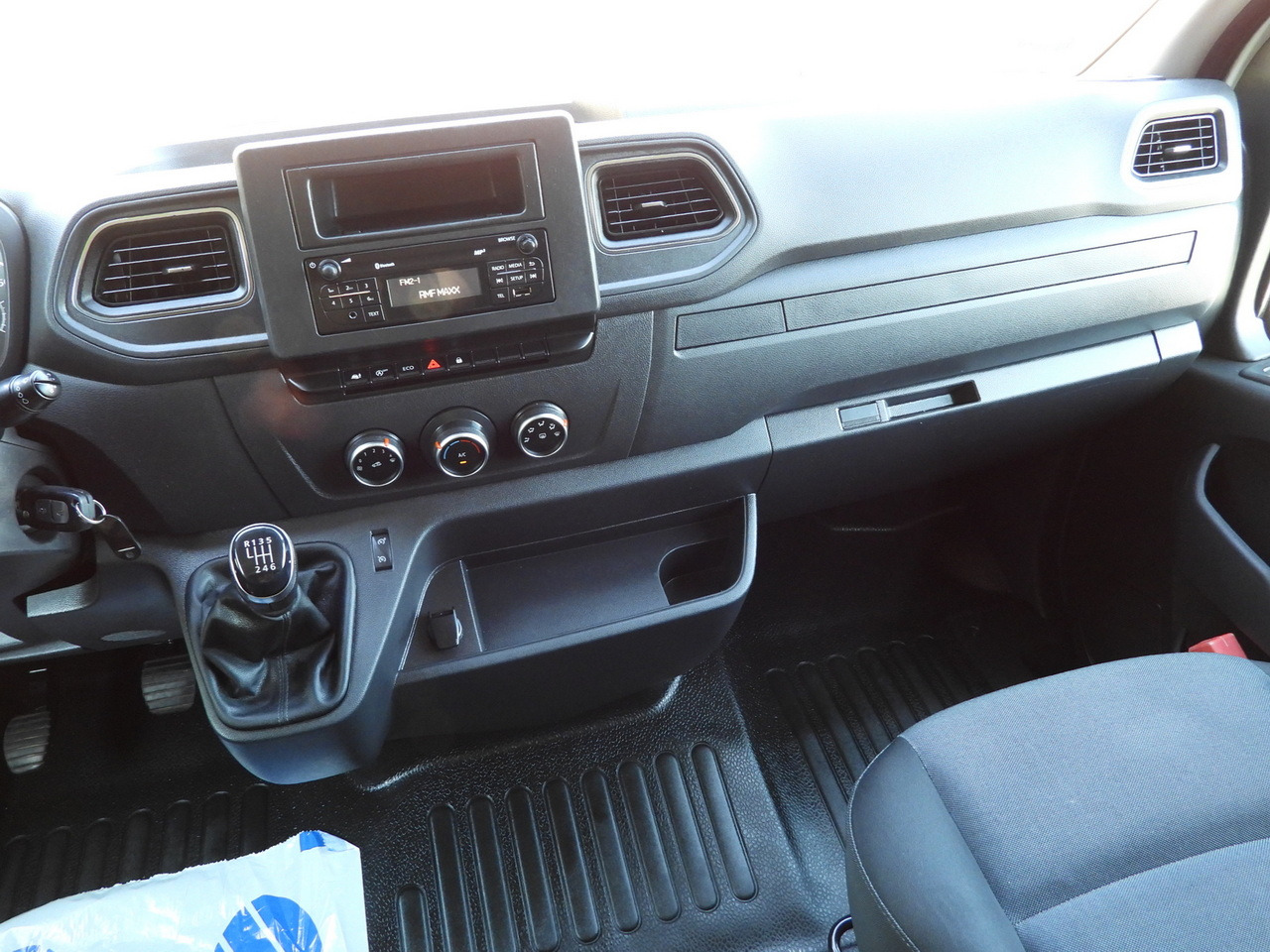 Utilitaire rideaux coulissants (PLSC) RENAULT MASTER  TARPAULIN 10 PALLETS WEBASTO CRUISE CONTROL LED LIGHTS PNEUMATICS AIR CONDITIONING  165HP: photos 33