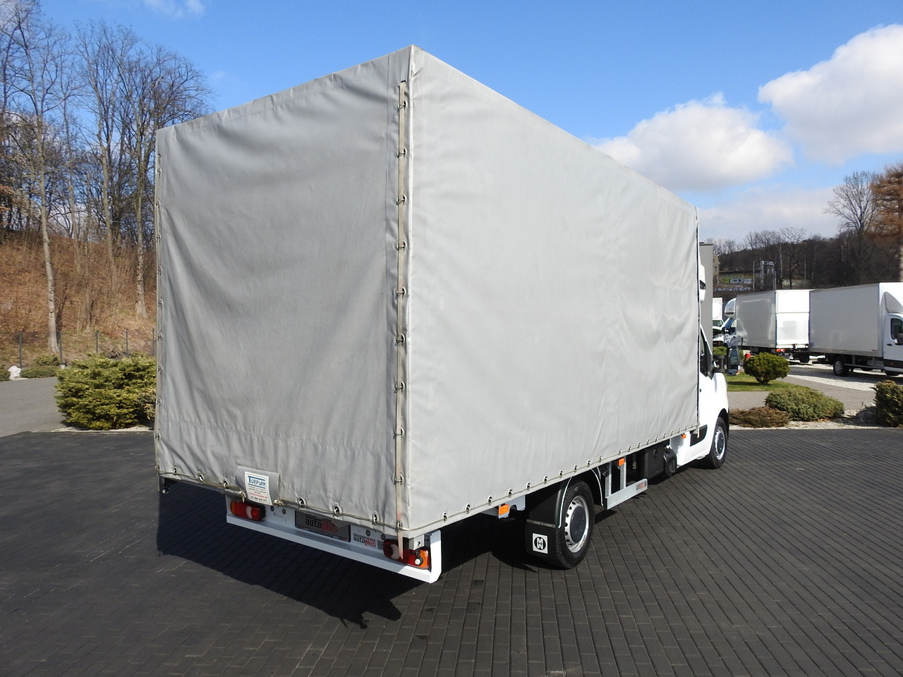 RENAULT MASTER  TARPAULIN 10 PALLETS WEBASTO CRUISE CONTROL LED LIGHTS PNEUMATICS AIR CONDITIONING  165HP - Utilitaire rideaux coulissants (PLSC): photos 3 RENAULT MASTER  TARPAULIN 10 PALLETS WEBASTO CRUISE CONTROL LED LIGHTS PNEUMATICS AIR CONDITIONING  165HP - Utilitaire rideaux coulissants (PLSC): photos 3