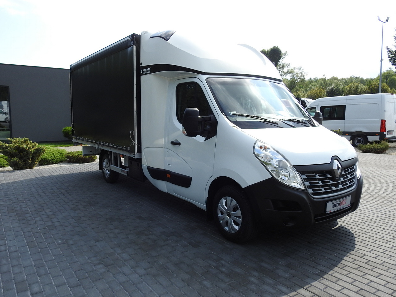 RENAULT MASTER TARPAULIN 8 PALLETS CRUISE CONTROL AIR CONDITIONING 170HP - Utilitaire rideaux coulissants (PLSC): photos 4 RENAULT MASTER TARPAULIN 8 PALLETS CRUISE CONTROL AIR CONDITIONING 170HP - Utilitaire rideaux coulissants (PLSC): photos 4