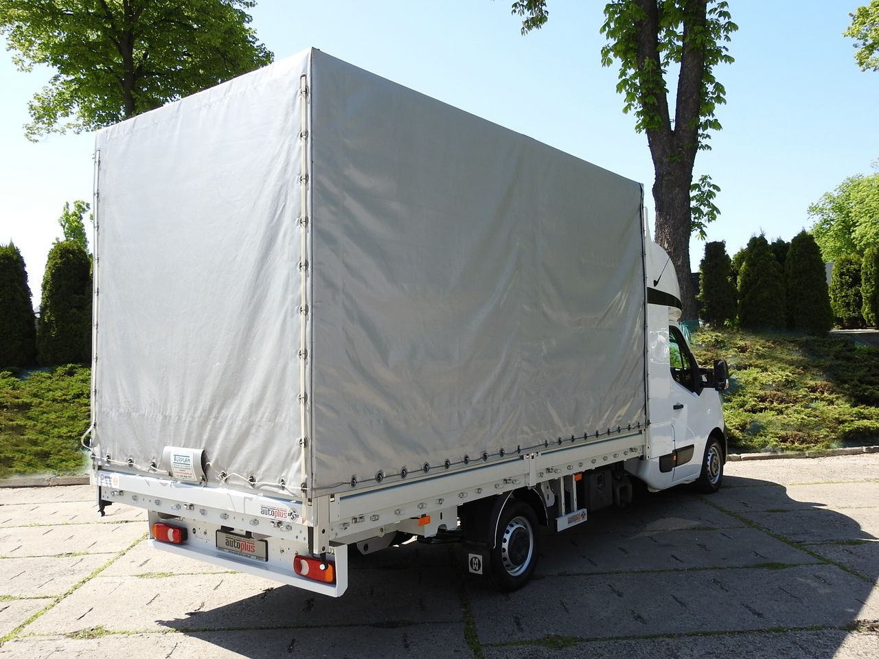 RENAULT MASTER TARPAULIN 8 PALLETS WEBASTO CRUISE CONTROL LED LIGHTS PNEUMATICS 165HP - Utilitaire rideaux coulissants (PLSC): photos 3 RENAULT MASTER TARPAULIN 8 PALLETS WEBASTO CRUISE CONTROL LED LIGHTS PNEUMATICS 165HP - Utilitaire rideaux coulissants (PLSC): photos 3
