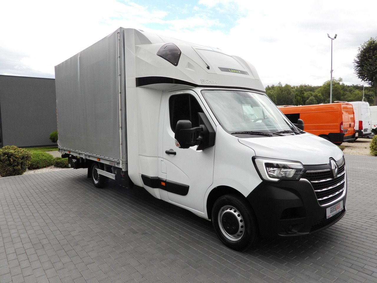 RENAULT MASTER TARPAULIN LIFT 10 PALLETS WEBASTO CRUISE CONTROL LED LIGHTS AIR CONDITIONING  165HP - Utilitaire rideaux coulissants (PLSC): photos 4 RENAULT MASTER TARPAULIN LIFT 10 PALLETS WEBASTO CRUISE CONTROL LED LIGHTS AIR CONDITIONING  165HP - Utilitaire rideaux coulissants (PLSC): photos 4