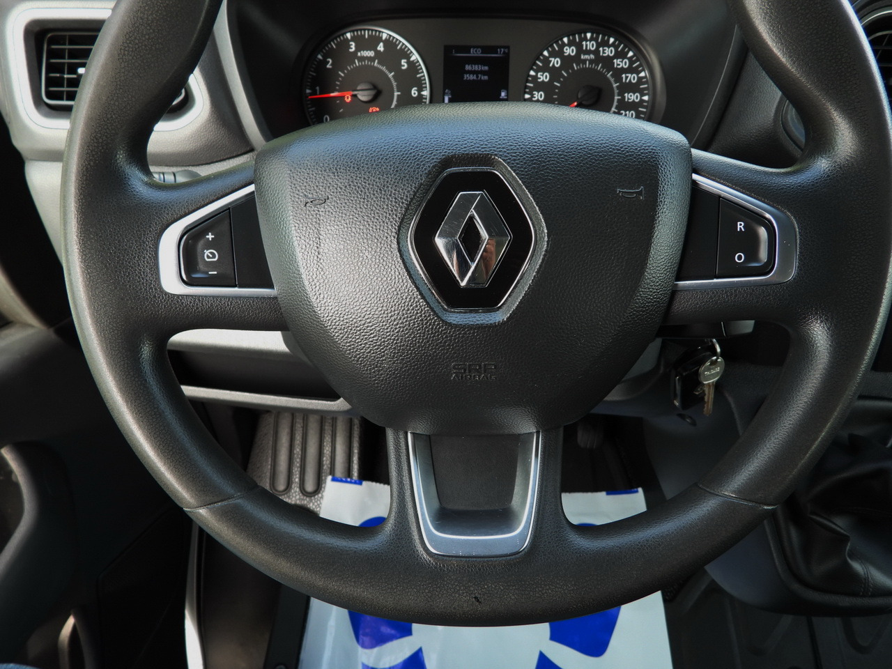 RENAULT MASTER TIPPER CRUISE CONTROL LED LIGHTS TWIN WHEELS AIR CONDITIONING  130HP en leasing occasion RENAULT MASTER TIPPER CRUISE CONTROL LED LIGHTS TWIN WHEELS AIR CONDITIONING  130HP: photos 29