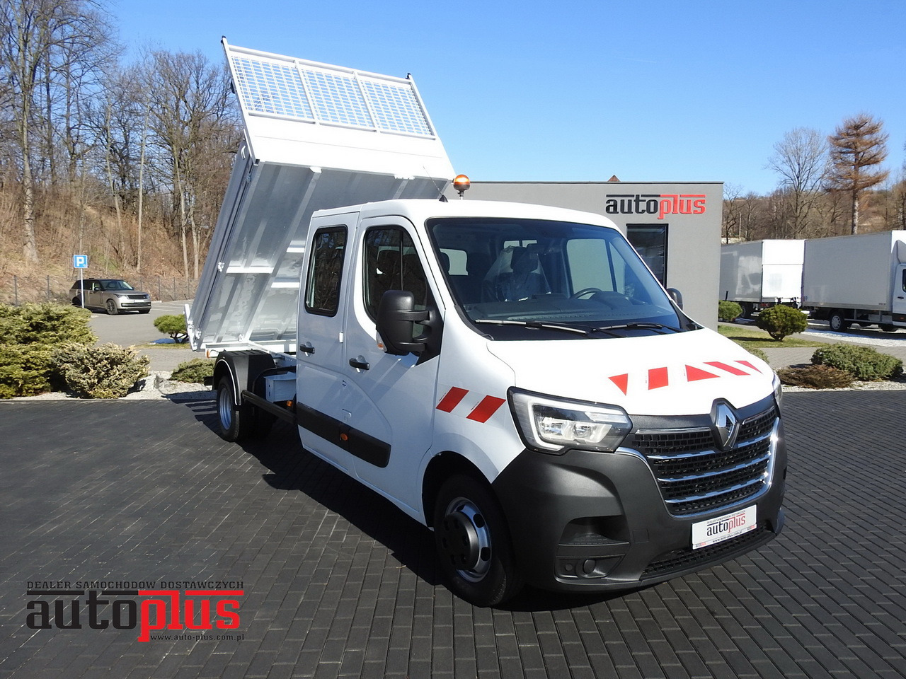 RENAULT MASTER TIPPER DOUBLE CABIN DOKA 6 SEATS CRUISE CONTROL AIR CONDITIONING LED LIGHTS TWIN WHEELS 130HP - Utilitaire benne: photos 1 RENAULT MASTER TIPPER DOUBLE CABIN DOKA 6 SEATS CRUISE CONTROL AIR CONDITIONING LED LIGHTS TWIN WHEELS 130HP - Utilitaire benne: photos 1