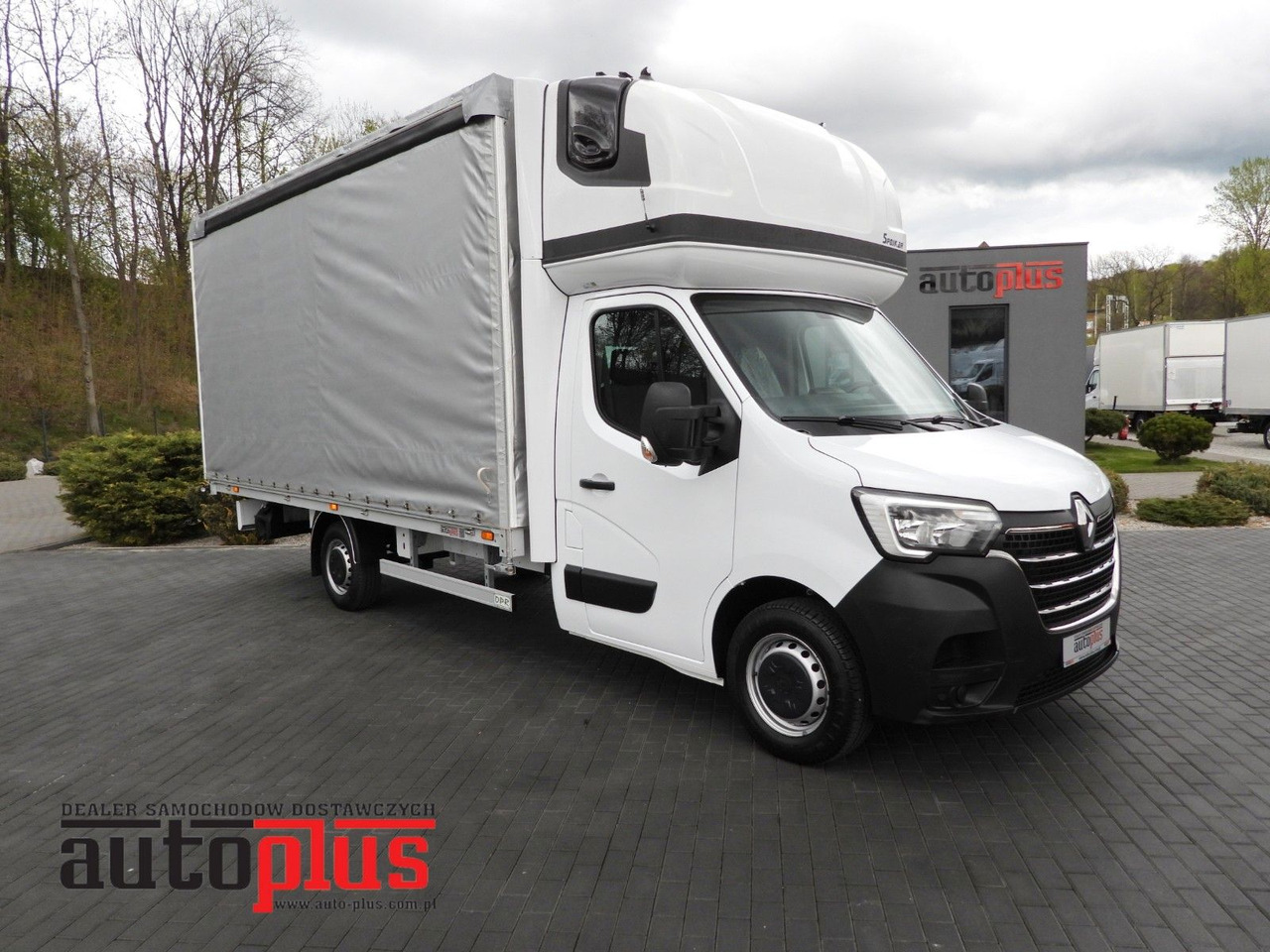 Renault MASTER PRITSCHE PLANE 10 PALETTEN WEBASTO A/C - Utilitaire rideaux coulissants (PLSC): photos 1 Renault MASTER PRITSCHE PLANE 10 PALETTEN WEBASTO A/C - Utilitaire rideaux coulissants (PLSC): photos 1
