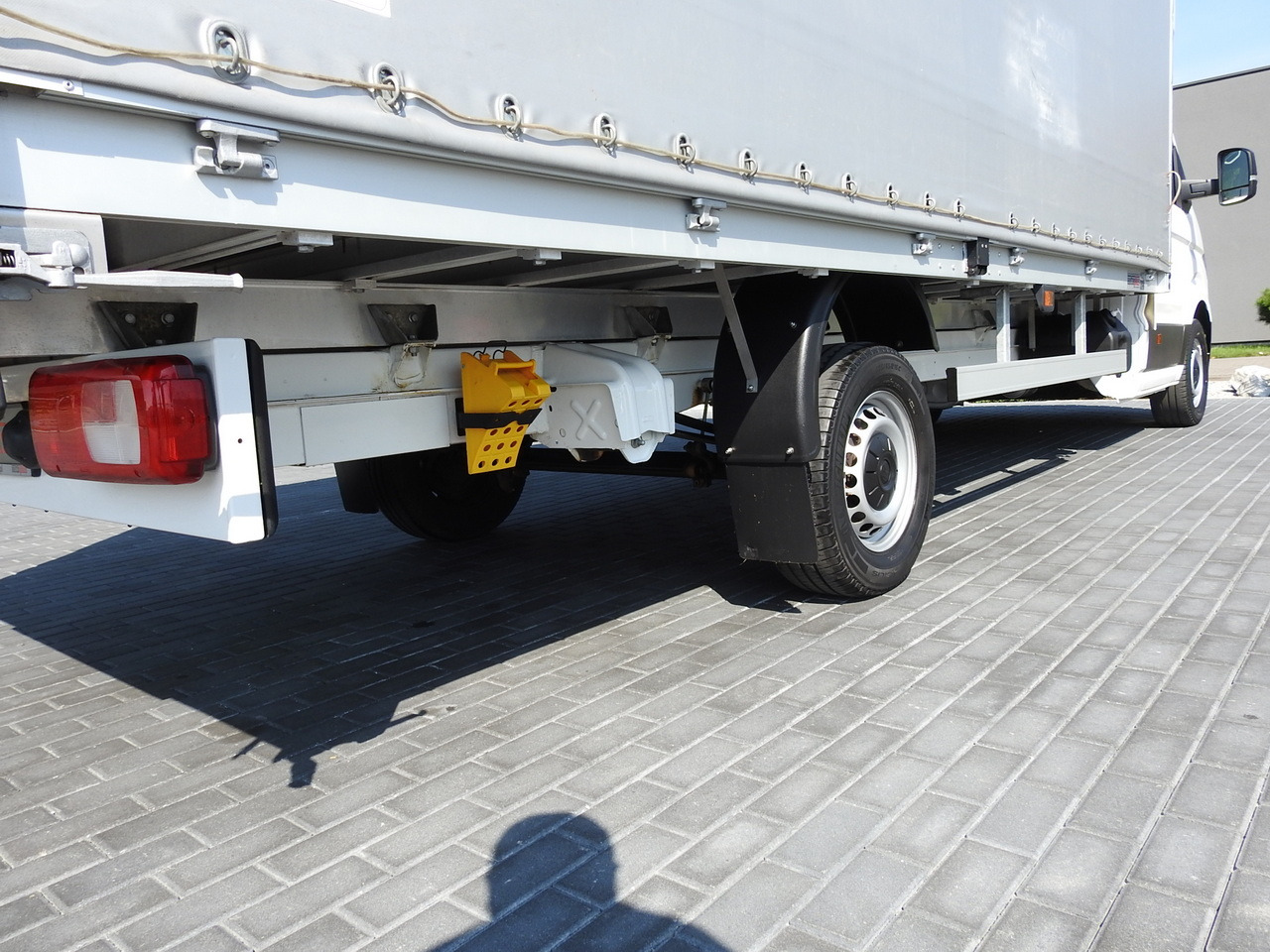 Utilitaire rideaux coulissants (PLSC) VOLKSWAGEN CRAFTER TARPAULIN 10 PALLETS WEBASTO CRUISE CONTROL AIR CONDITIONING LED LIGHTS  180HP: photos 16