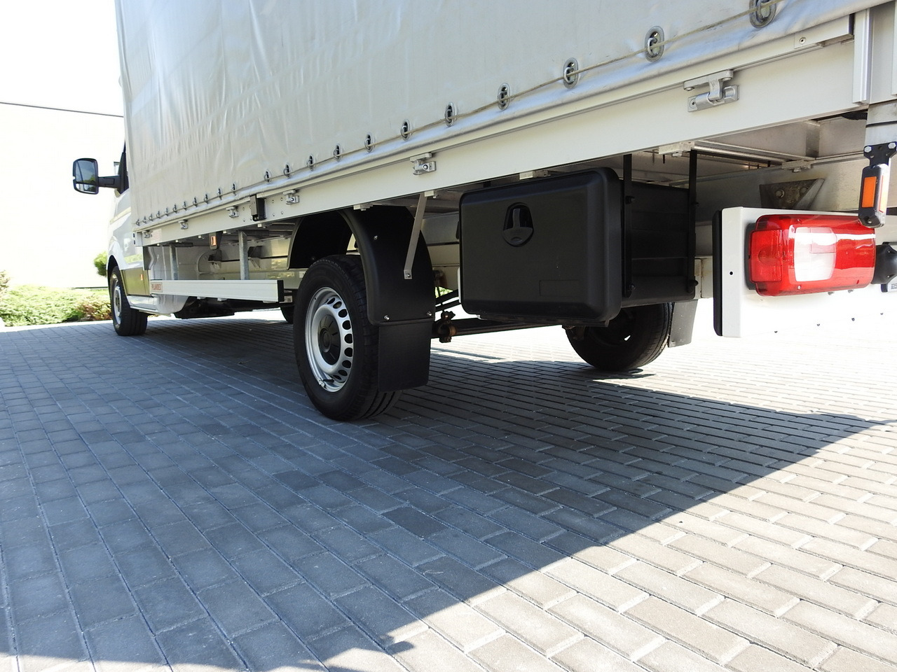 Utilitaire rideaux coulissants (PLSC) VOLKSWAGEN CRAFTER TARPAULIN 10 PALLETS WEBASTO CRUISE CONTROL AIR CONDITIONING LED LIGHTS  180HP: photos 15