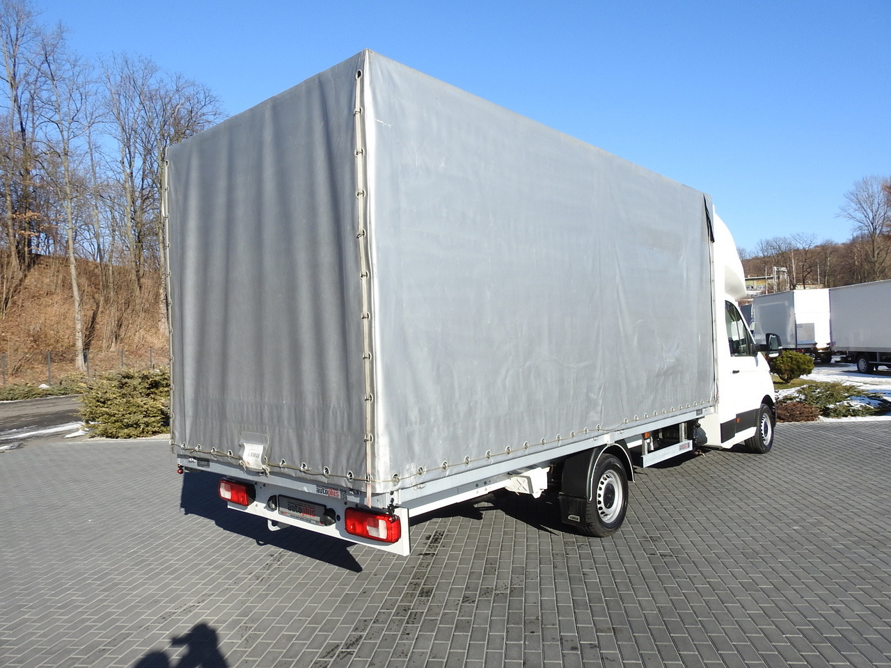 VOLKSWAGEN CRAFTER TARPAULIN 10 PALLETS WEBASTO CRUISE CONTROL AIR CONDITIONING LED LIGHTS PNEUMATICS 180HP - Utilitaire rideaux coulissants (PLSC): photos 3 VOLKSWAGEN CRAFTER TARPAULIN 10 PALLETS WEBASTO CRUISE CONTROL AIR CONDITIONING LED LIGHTS PNEUMATICS 180HP - Utilitaire rideaux coulissants (PLSC): photos 3