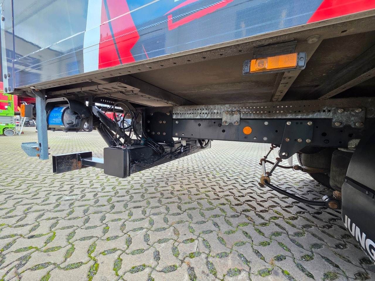 Fourgon grand volume Iveco Eurocargo 75-190 / Ladebordwand / 6D: photos 18