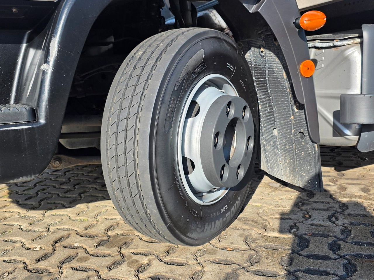 Fourgon grand volume Iveco Eurocargo 75-190 / Ladebordwand / 6D: photos 47