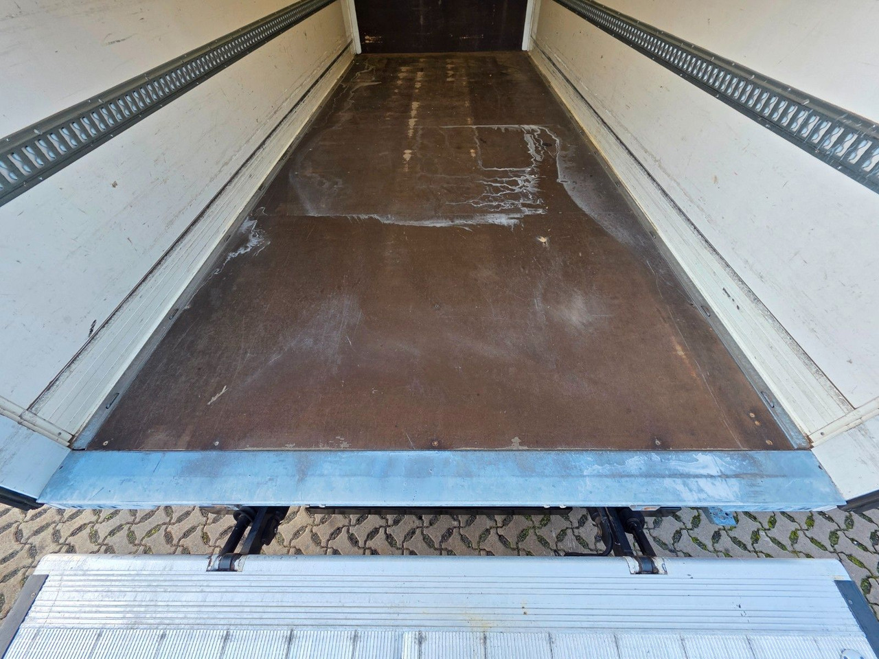 Fourgon grand volume Iveco Eurocargo 75-190 / Ladebordwand / 6D: photos 11