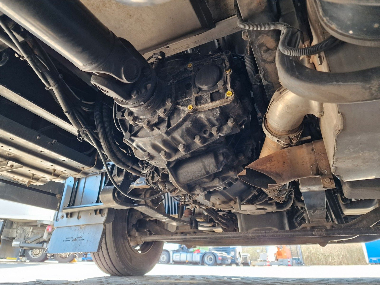 Camion frigorifique MAN TGL 12.250 4X2 BL / Ladebordwand: photos 12