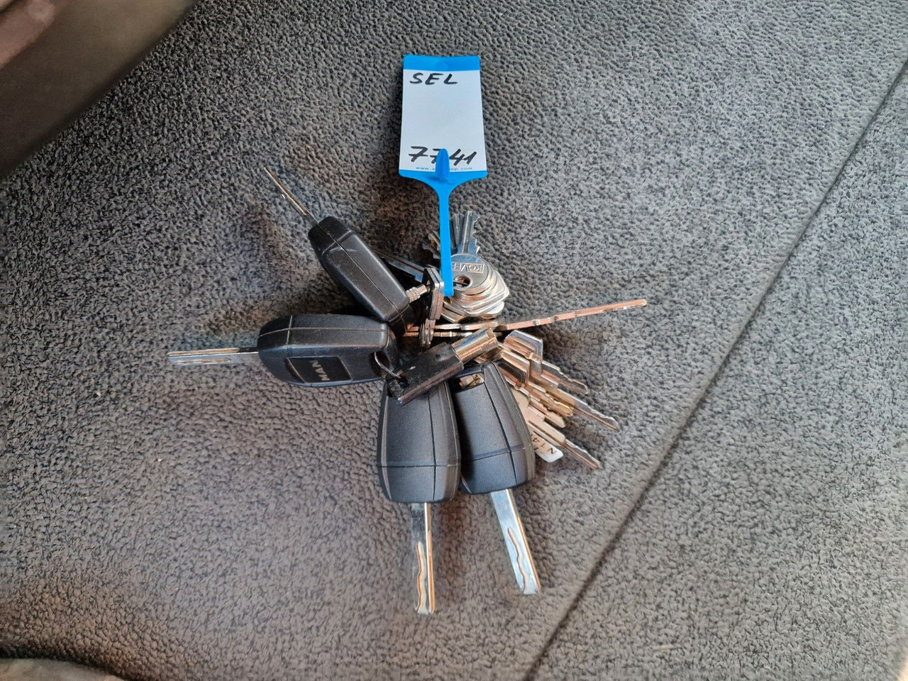 Camion frigorifique MAN TGL 12.250 4X2 BL / Ladebordwand: photos 26