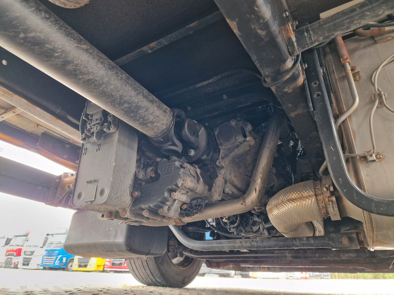 Camion à rideaux coulissants MAN TGX 18.440 4X2 LL-U /Intarder/Hubdach/Durchlade: photos 11 Camion à rideaux coulissants MAN TGX 18.440 4X2 LL-U /Intarder/Hubdach/Durchlade: photos 11