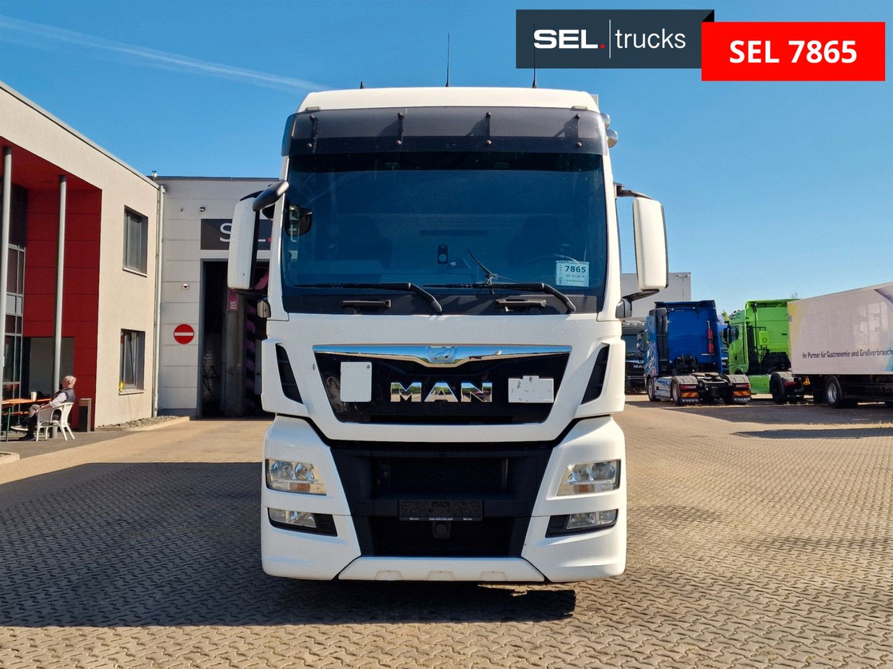 MAN TGX 24.400 6X2-2 LL-U / Intarder / Ldbw / Konvek - Camion fourgon: photos 3 MAN TGX 24.400 6X2-2 LL-U / Intarder / Ldbw / Konvek - Camion fourgon: photos 3