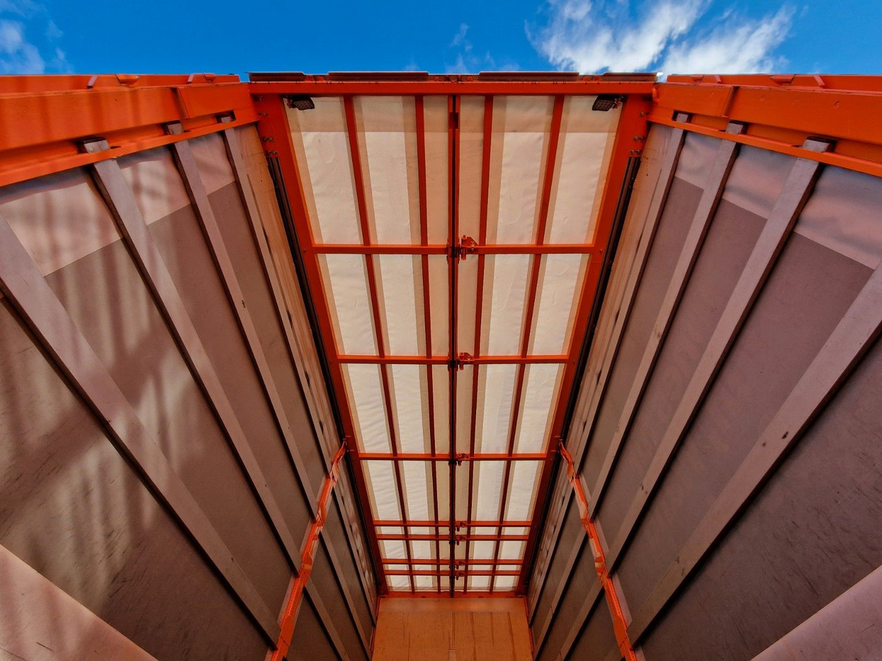 Camion à rideaux coulissants Mercedes-Benz Actros 2548 / Retarder / Aluklappen / 6E: photos 10