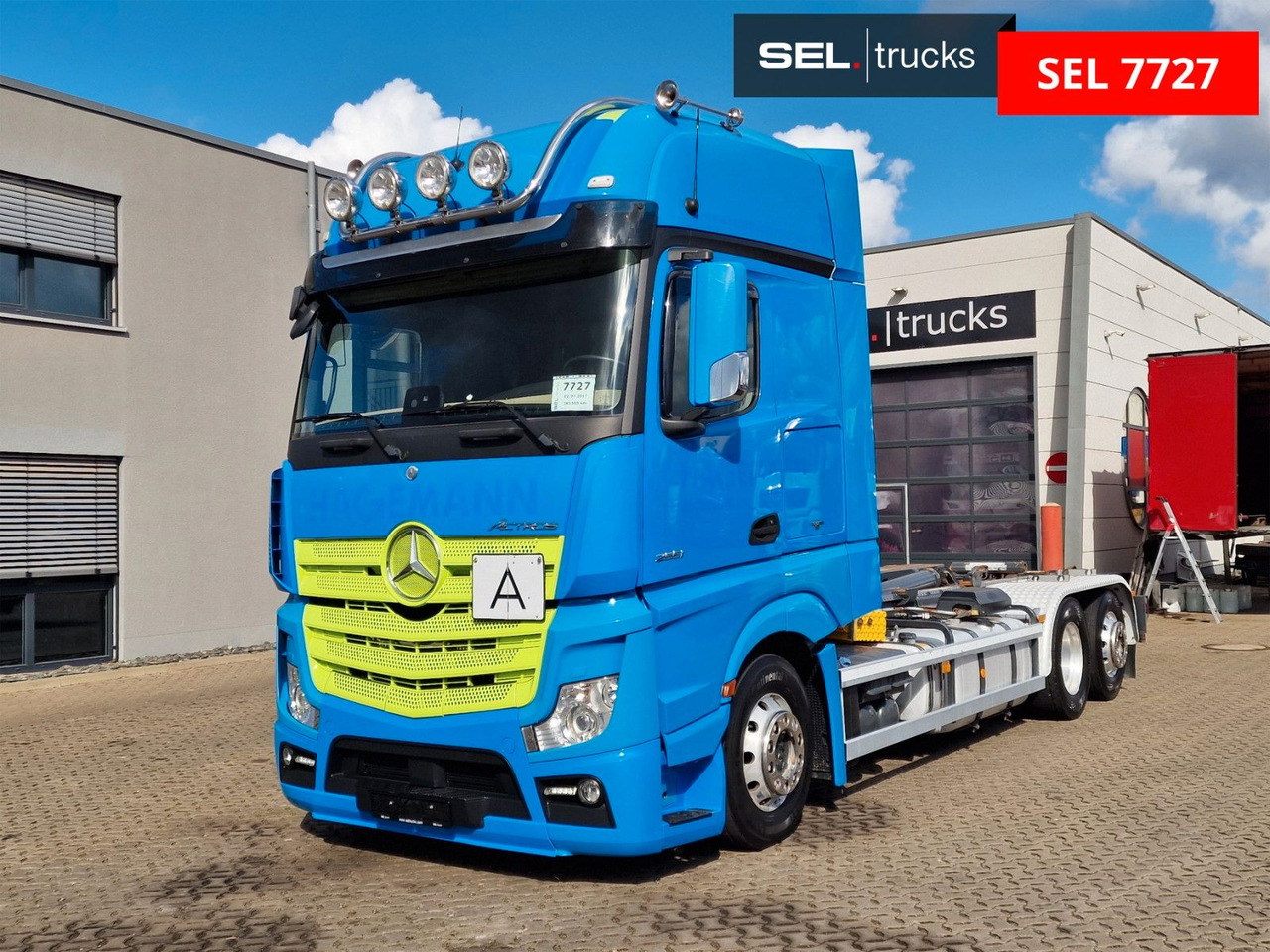 Mercedes-Benz Actros 2551 / Retarder / Standklima / Xenon - Camion ampliroll: photos 1 Mercedes-Benz Actros 2551 / Retarder / Standklima / Xenon - Camion ampliroll: photos 1
