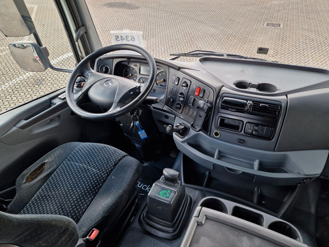 Camion grue Mercedes-Benz Axor 1833L / Palfinger PK 12002-EH / GLAS: photos 22 Camion grue Mercedes-Benz Axor 1833L / Palfinger PK 12002-EH / GLAS: photos 22