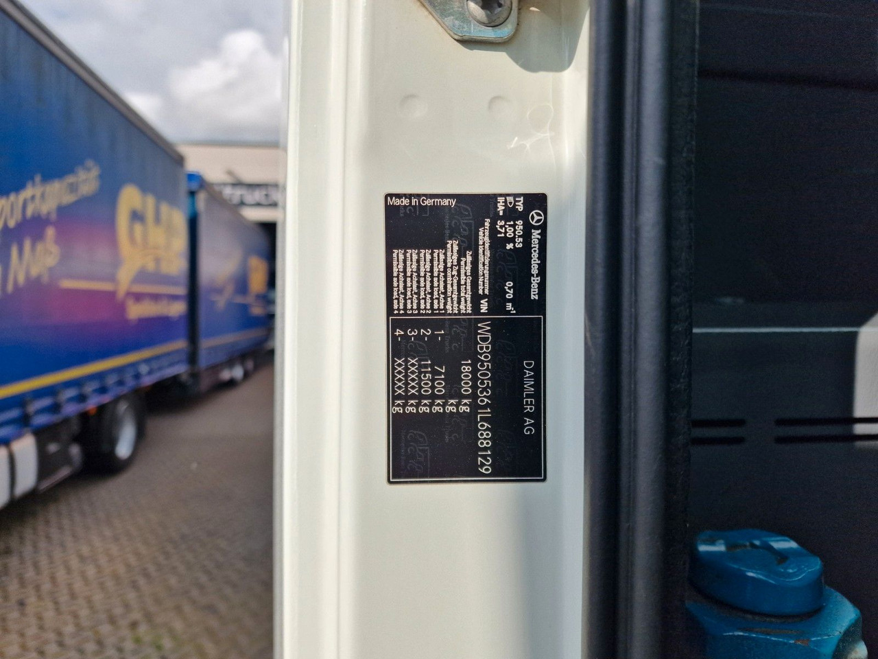 Camion grue Mercedes-Benz Axor 1833L / Palfinger PK 12002-EH / GLAS: photos 15 Camion grue Mercedes-Benz Axor 1833L / Palfinger PK 12002-EH / GLAS: photos 15