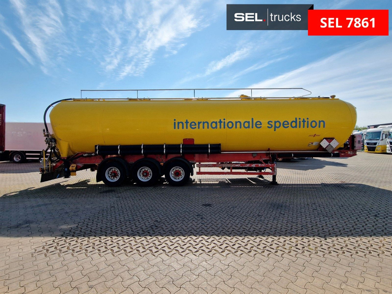 Spitzer SK 2766 CAL GGVS / Kippsilo / 66 m3 / ADR ATDR A - Citerne pulvérulente: photos 4 Spitzer SK 2766 CAL GGVS / Kippsilo / 66 m3 / ADR ATDR A - Citerne pulvérulente: photos 4